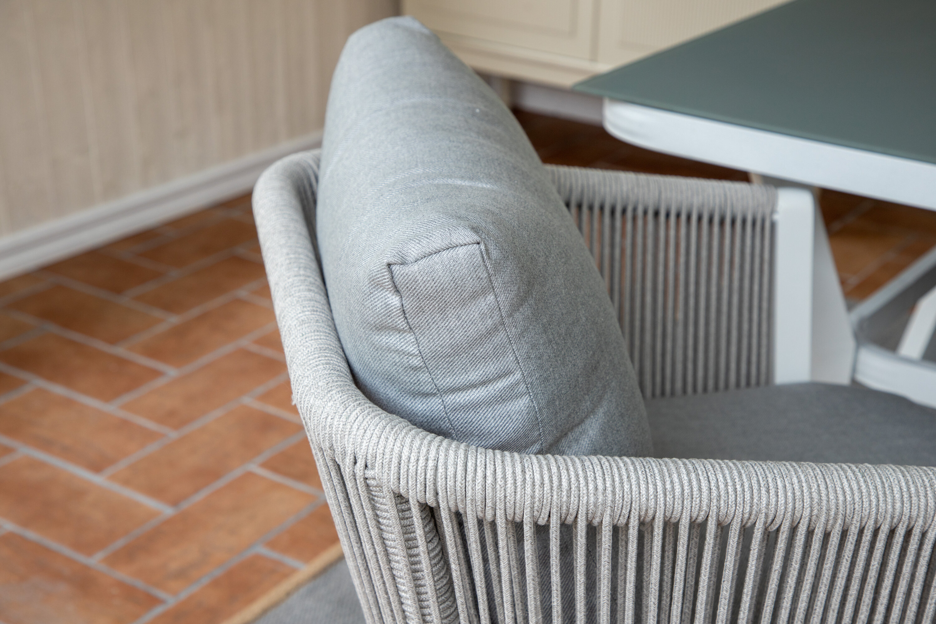 deLOHN Virya Étkezőszék