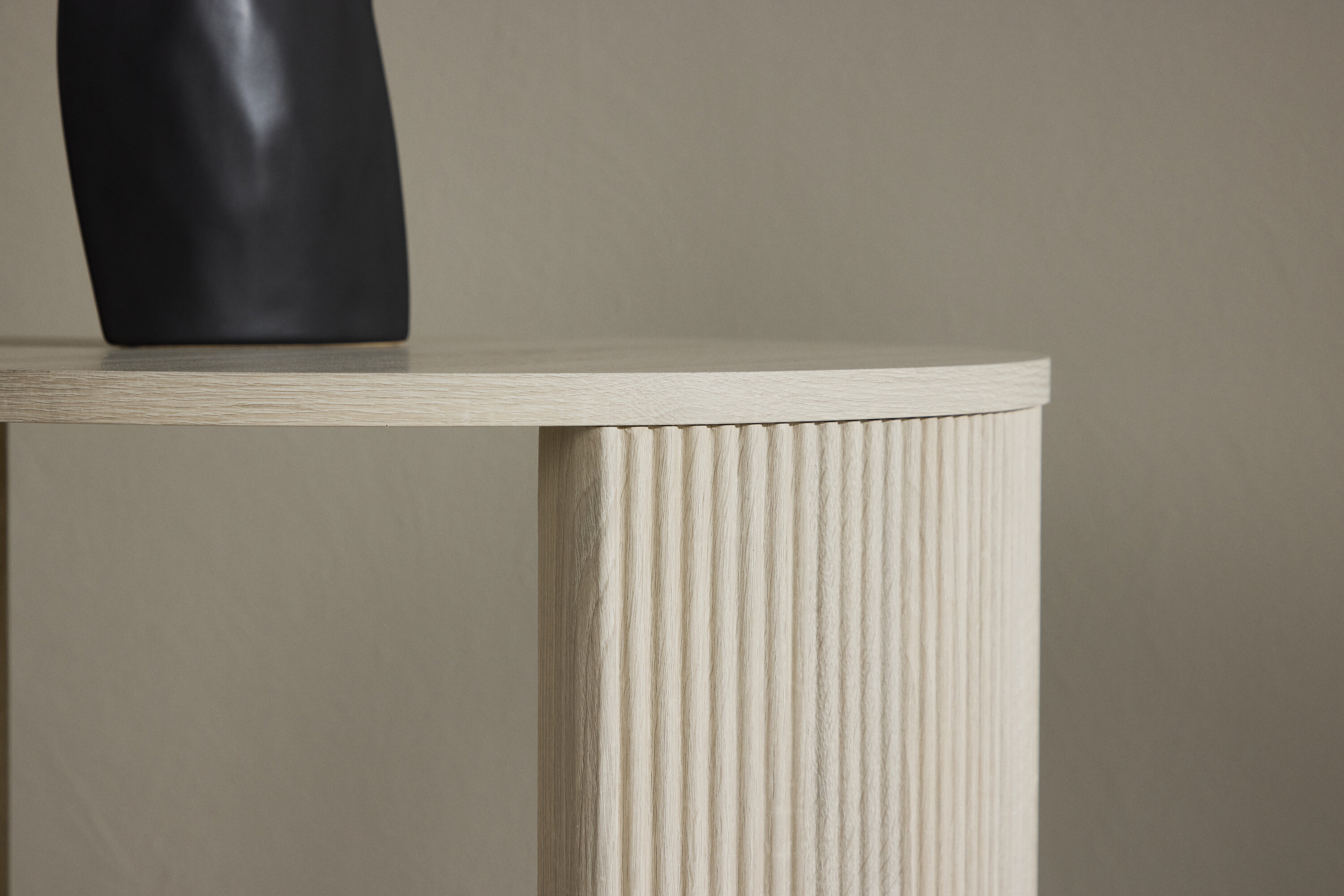 deLOHN Bristol Dohányzóasztal