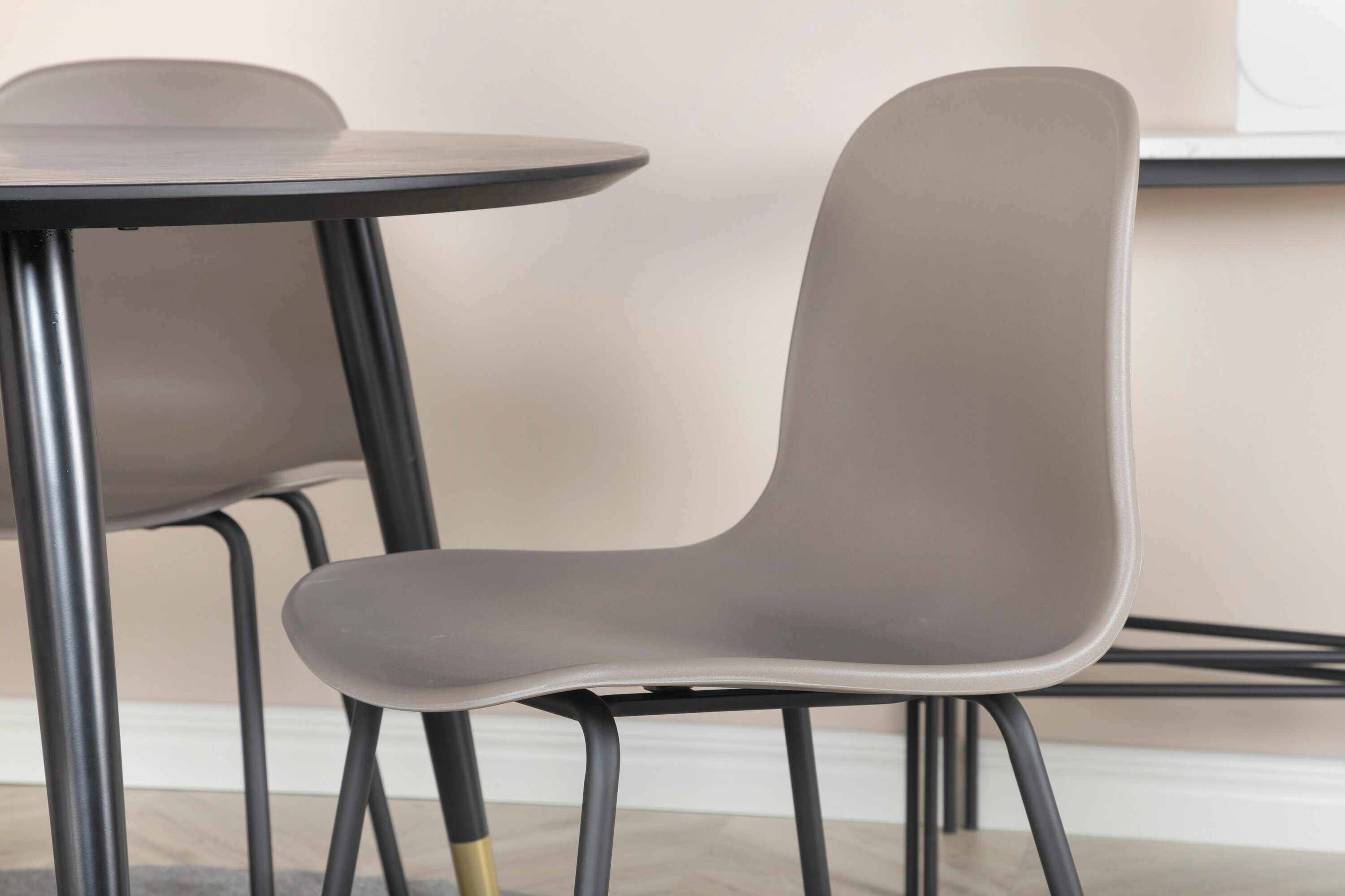 deLOHN Dipp, Arctic Kör alakú étkezőgarnitúra