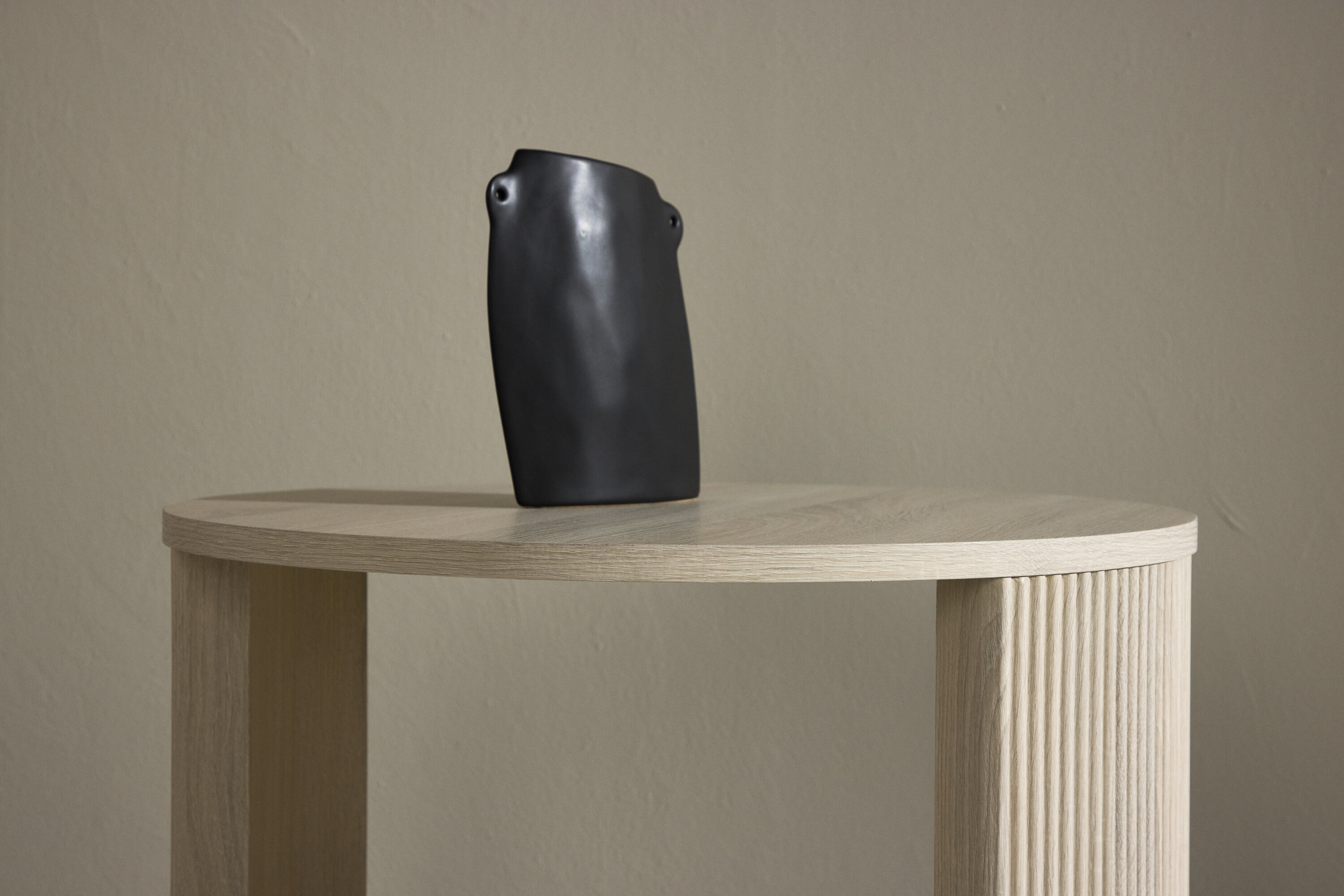 deLOHN Bristol Dohányzóasztal