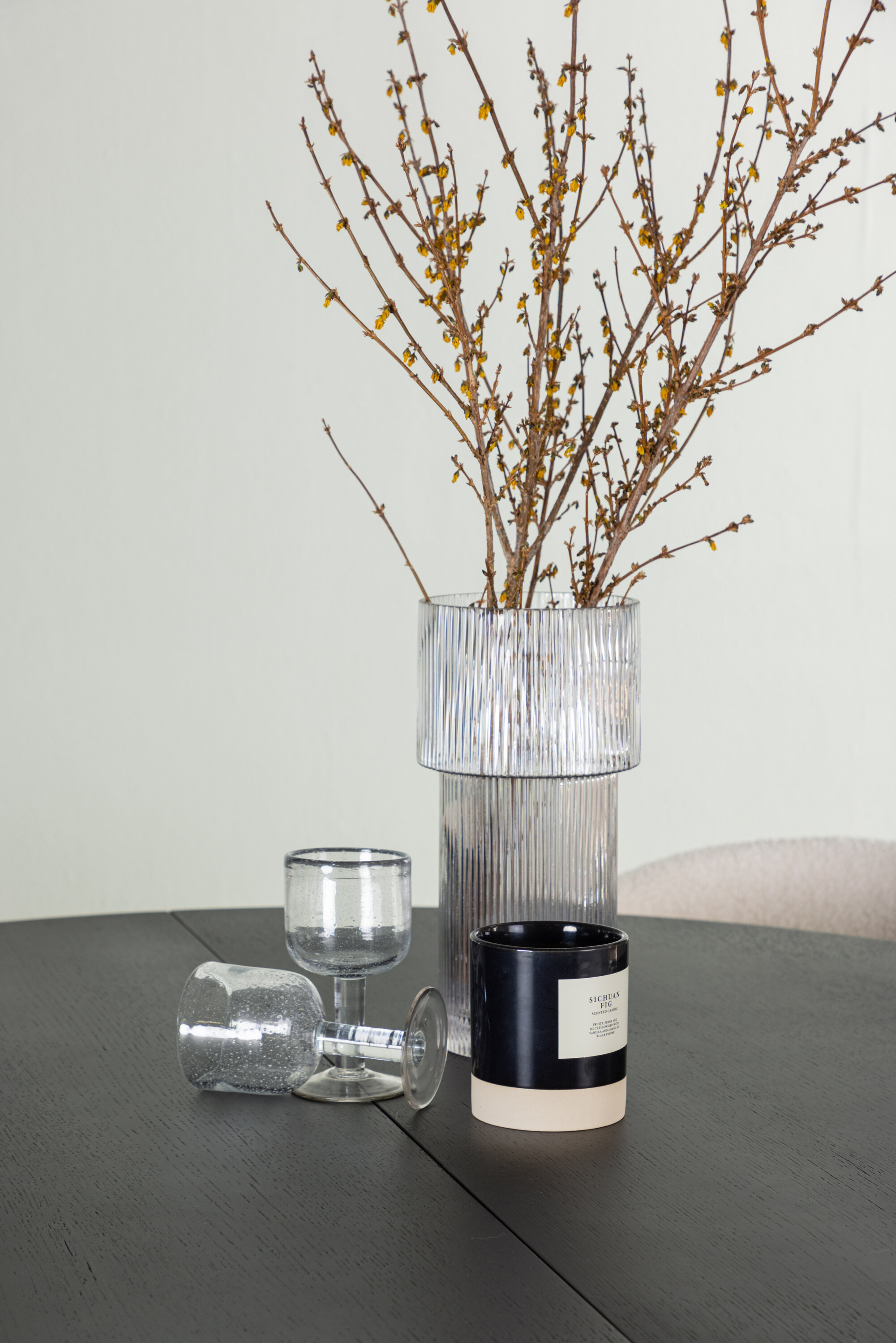 deLOHN Chico Kör alakú étkezőgarnitúra