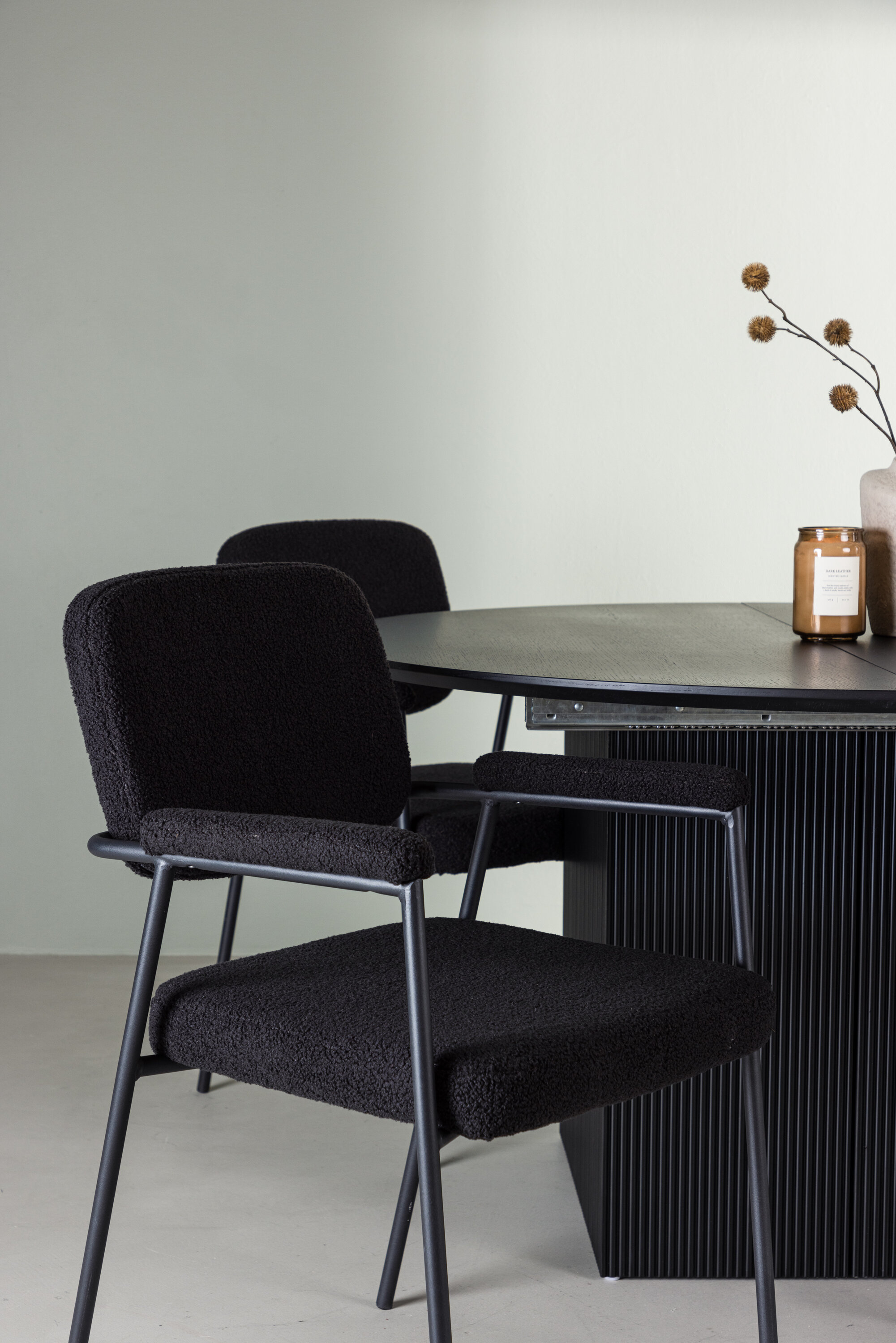 deLOHN Yesterday Kör alakú étkezőgarnitúra deLOHN Yesterday Kör alakú étkezőgarnitúra