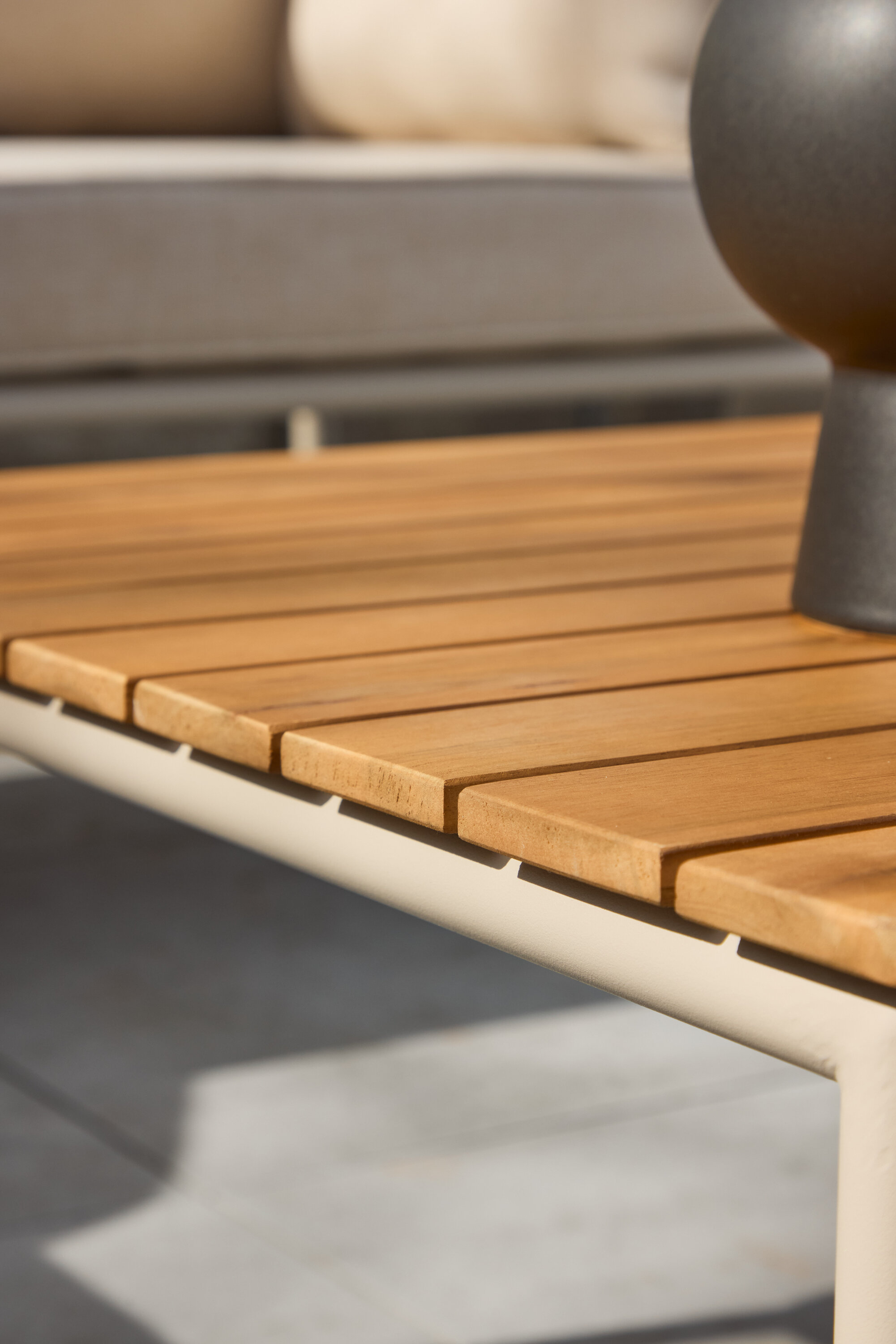 deLOHN Penh Kerti ülőgarnitúra deLOHN Penh Kerti ülőgarnitúra