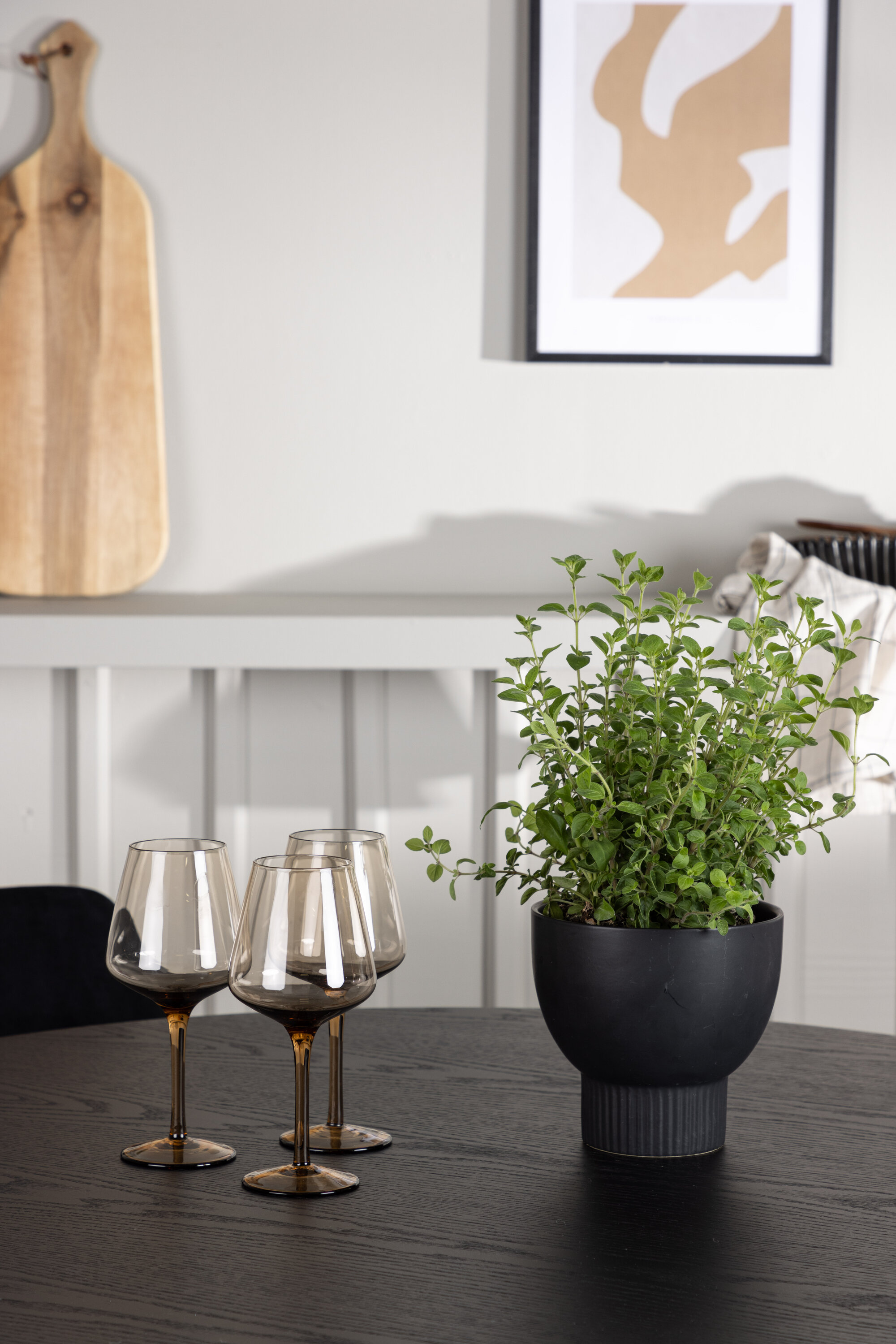 deLOHN Night Kör alakú étkezőgarnitúra