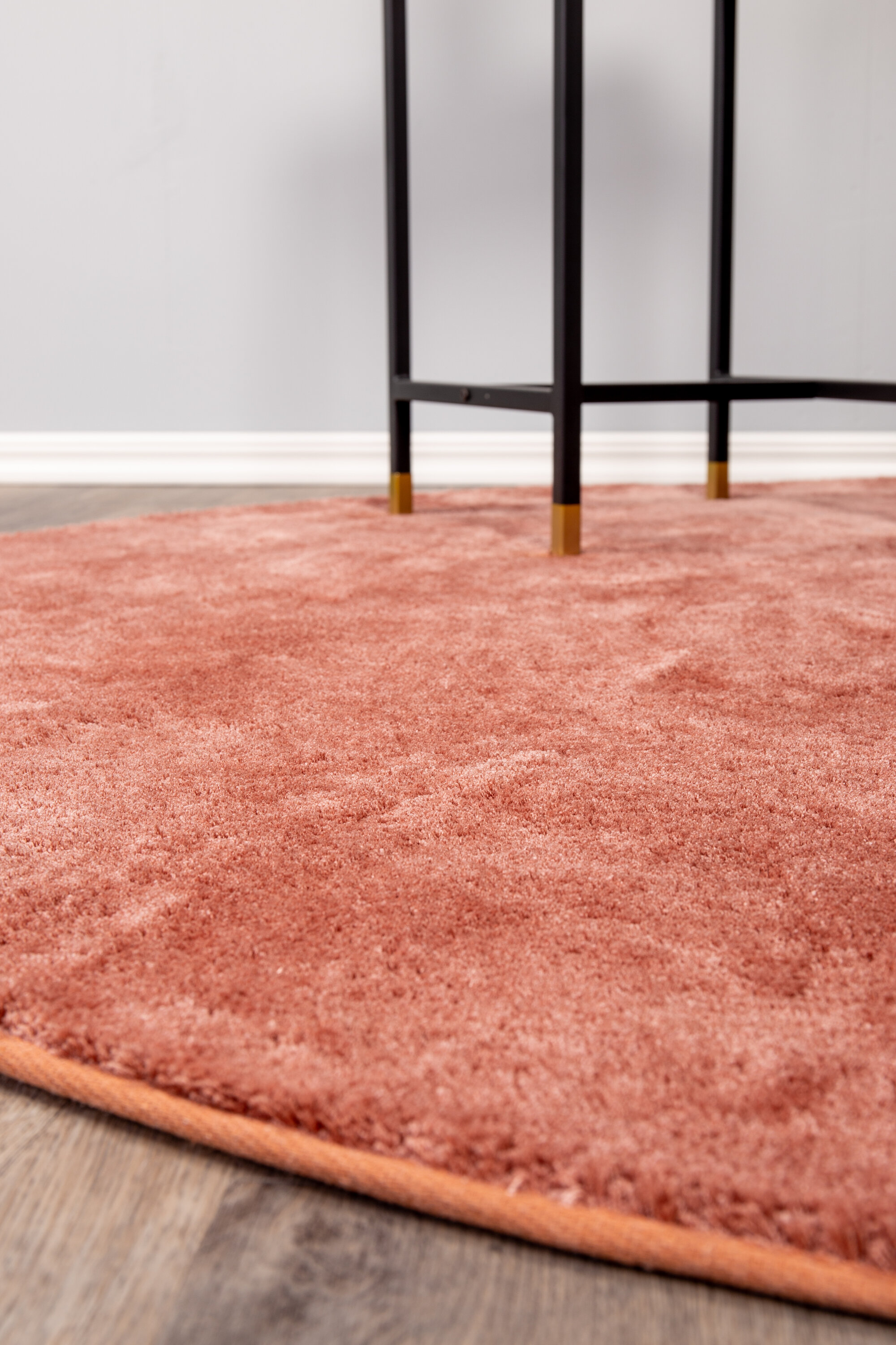 deLOHN Dipp Éjjeliszekrény