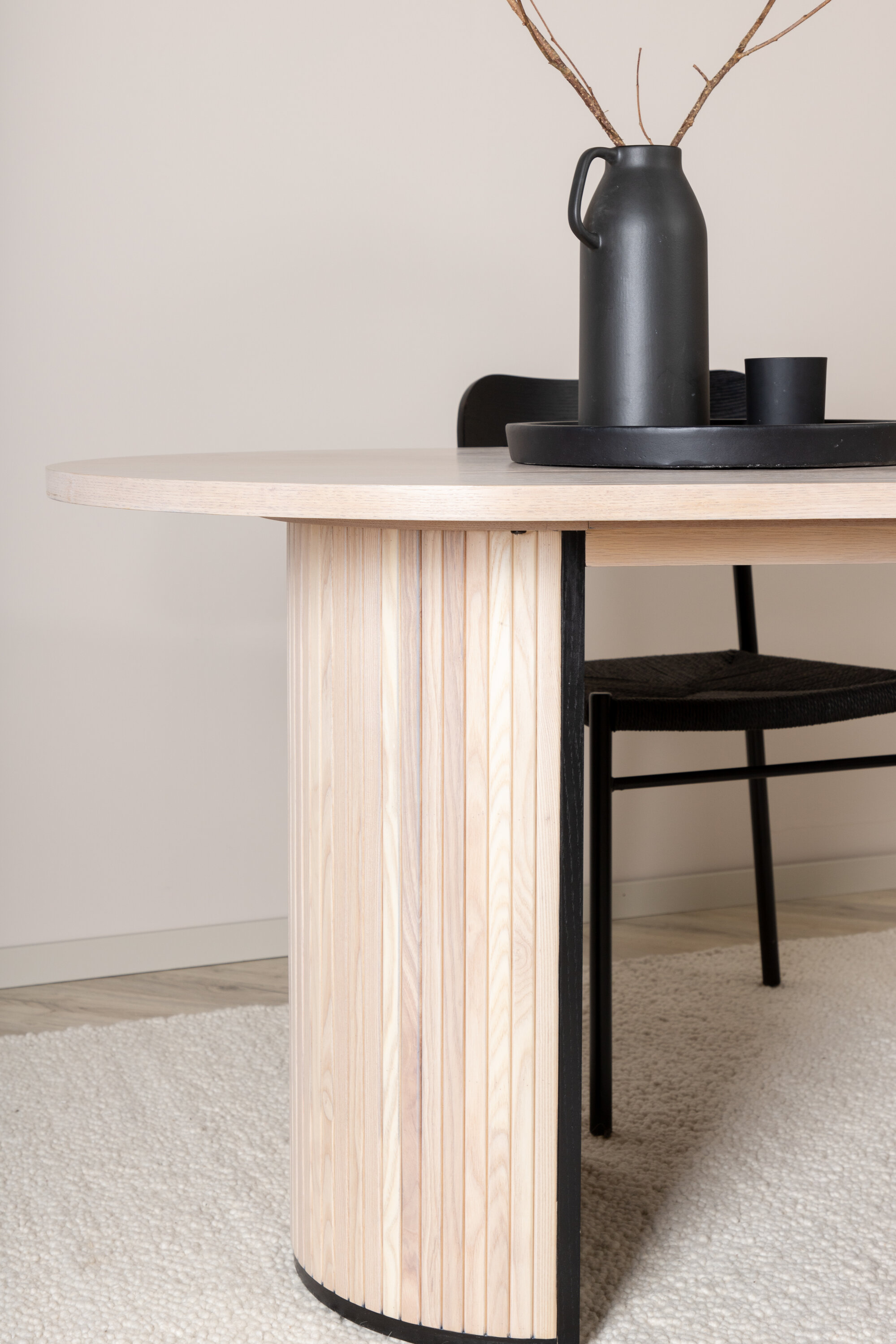 deLOHN Bianca Ovális étkezőasztal