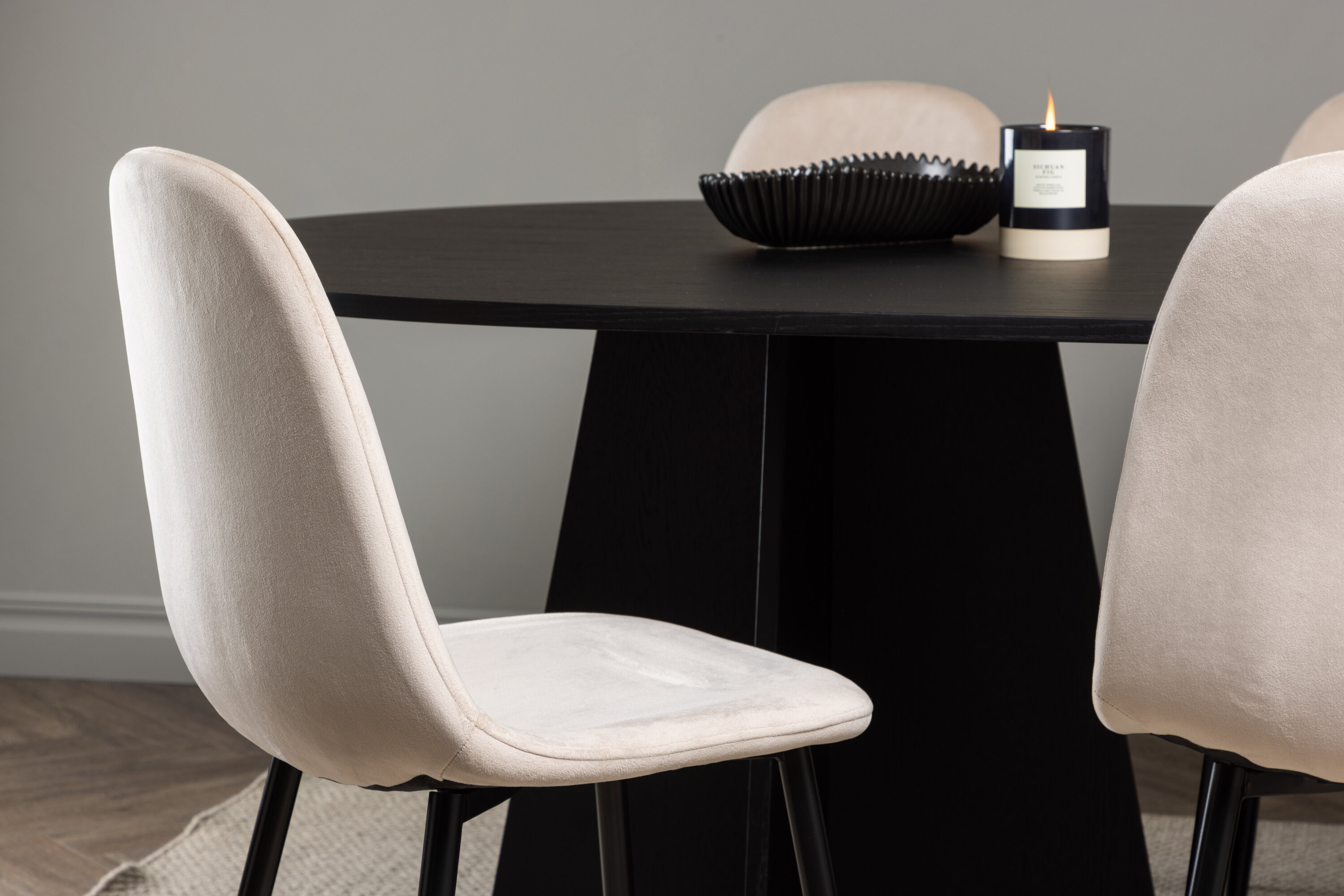 deLOHN Bootcut Oval, Polar Téglalap alakú étkezőgarnitúra