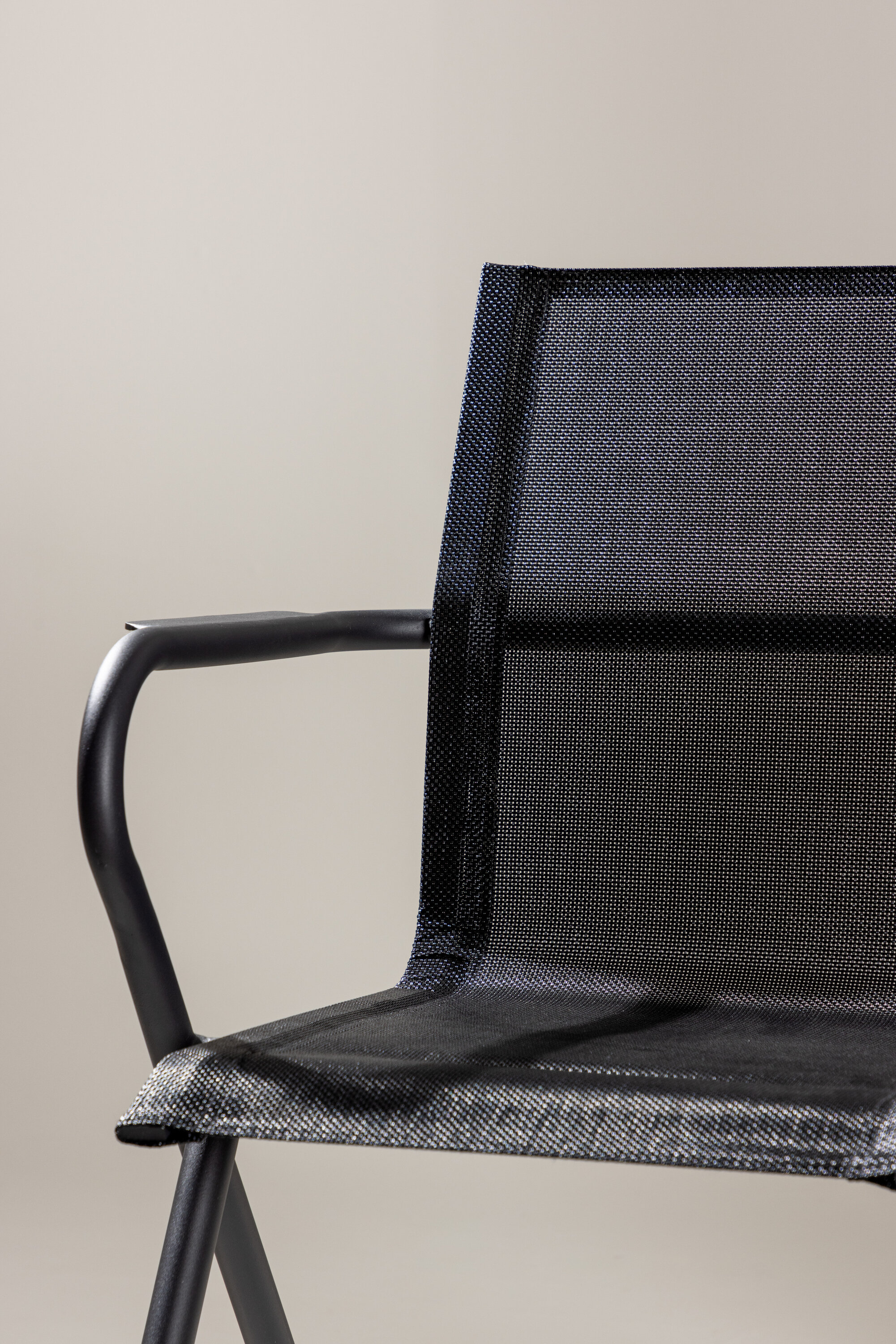 deLOHN Alina Étkezőszék