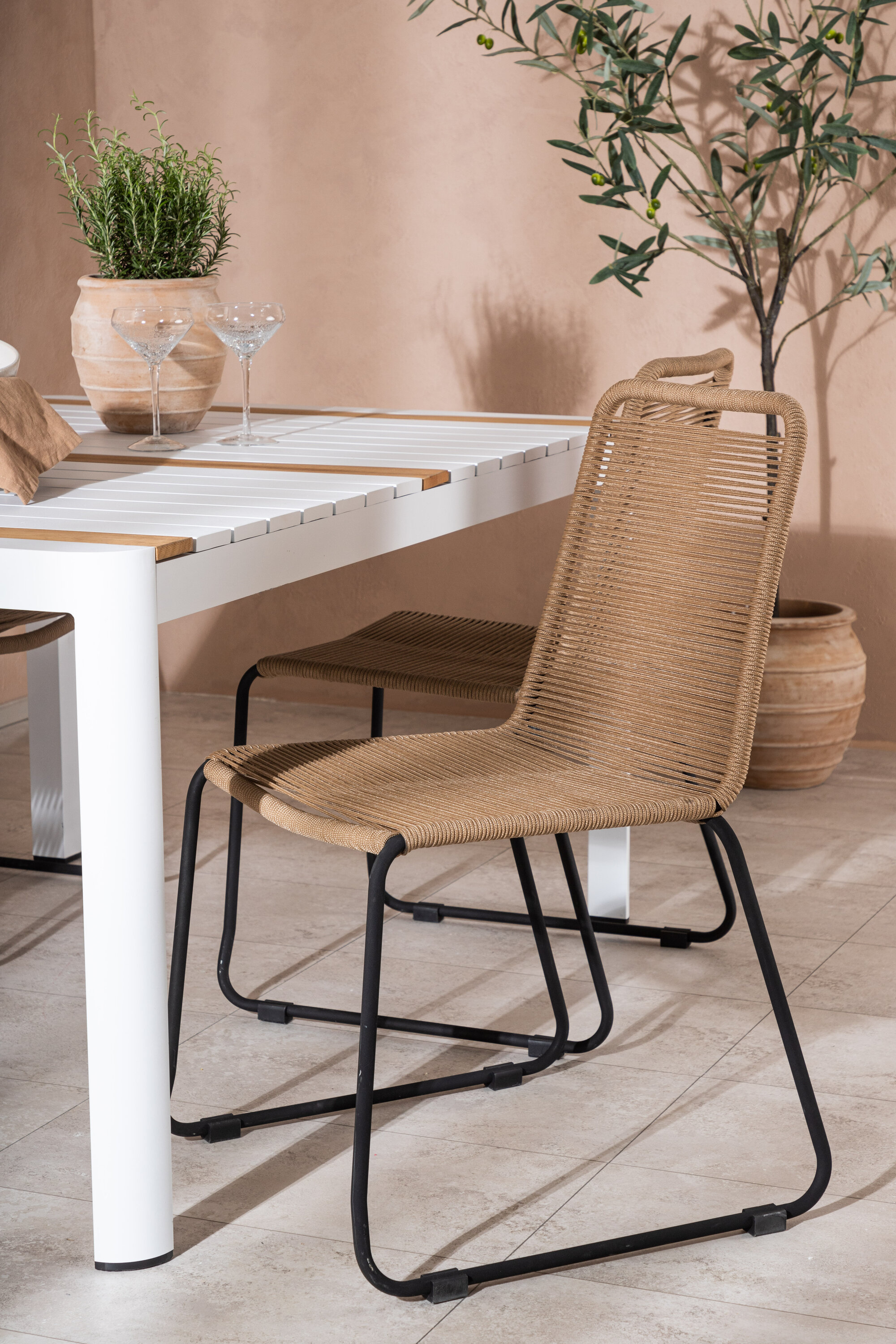 deLOHN Togo, Lindos Étkezőgarnitúra