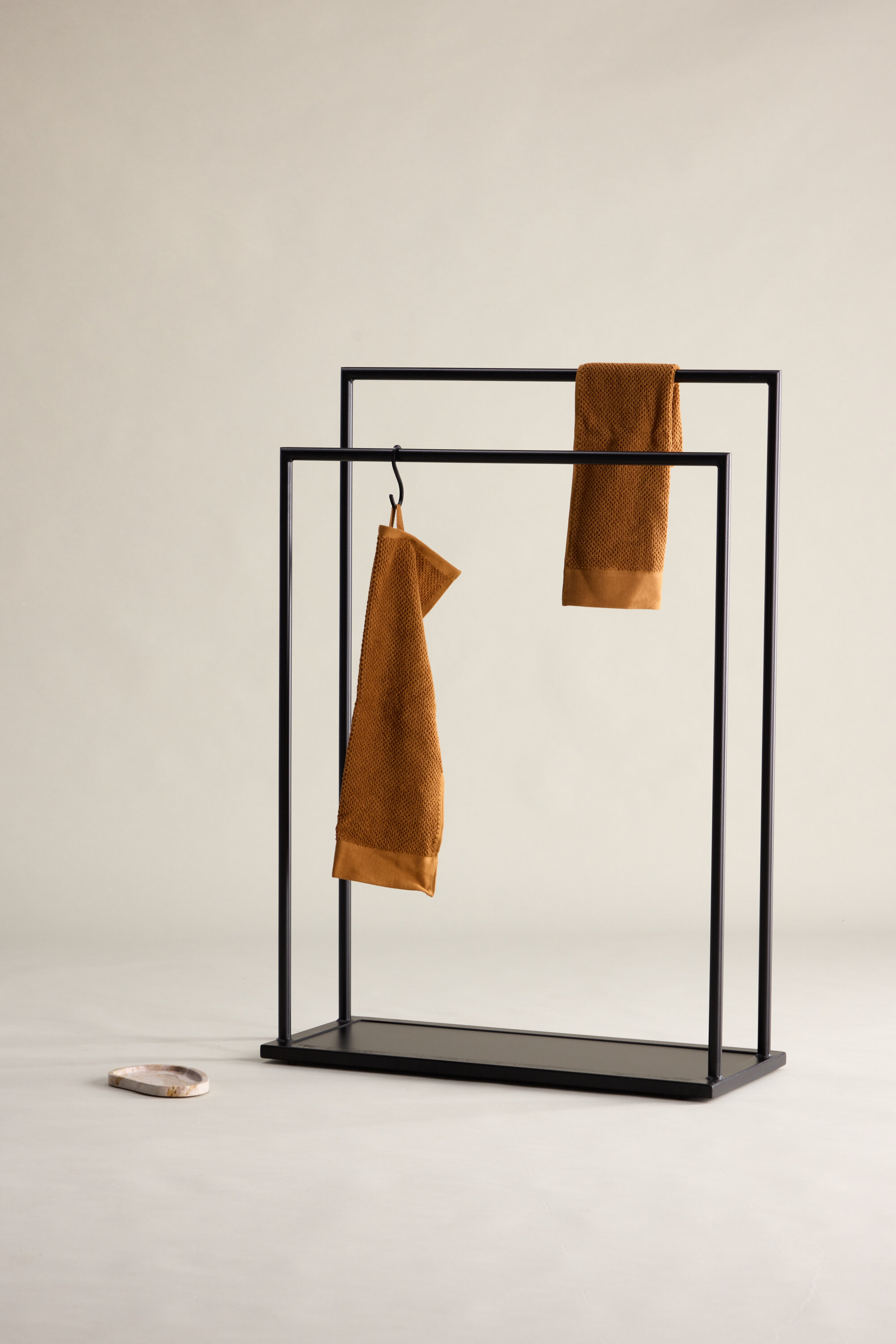 deLOHN Alva Ruhafogas deLOHN Alva Ruhafogas