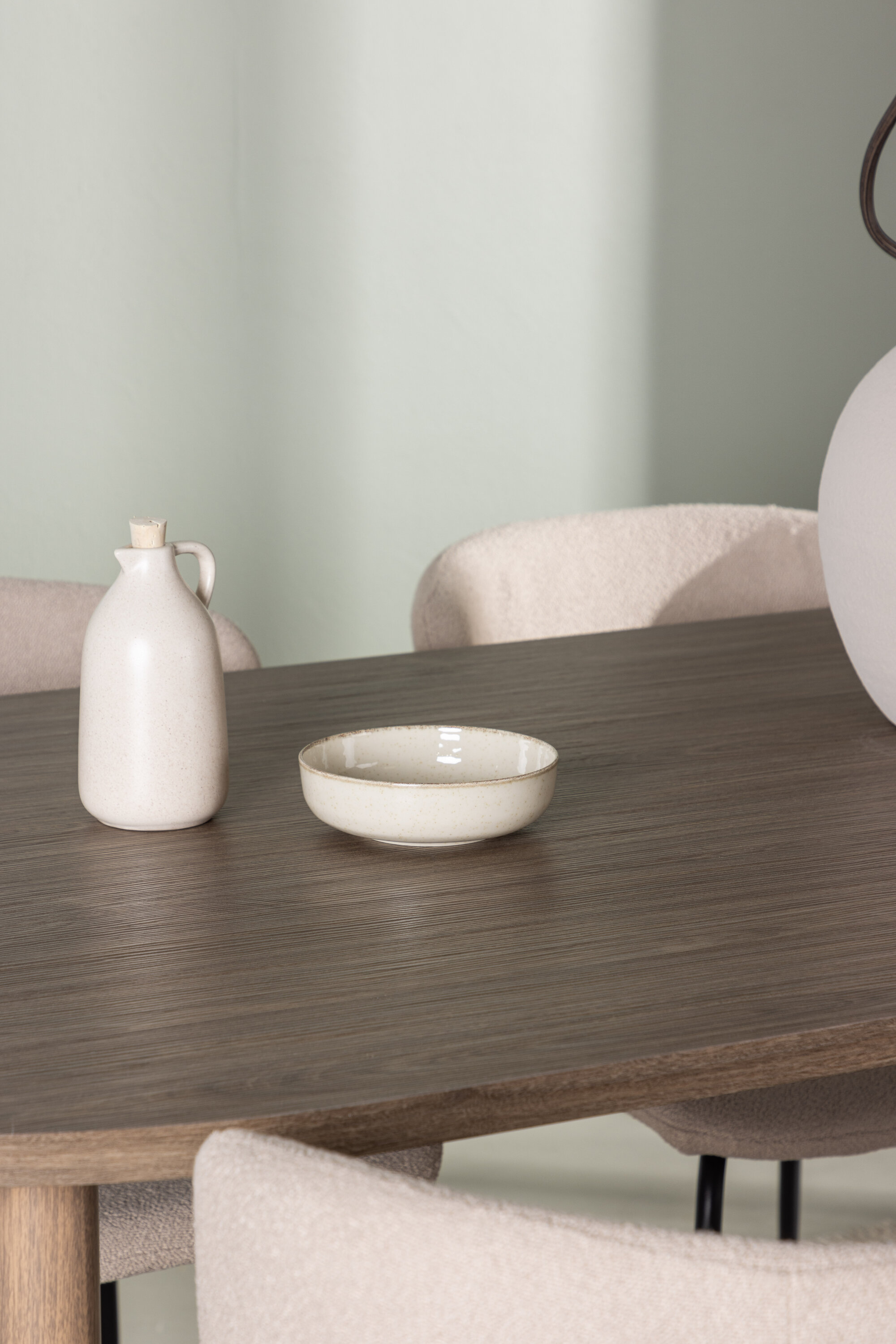 deLOHN Modesto Ovális étkezőgarnitúra