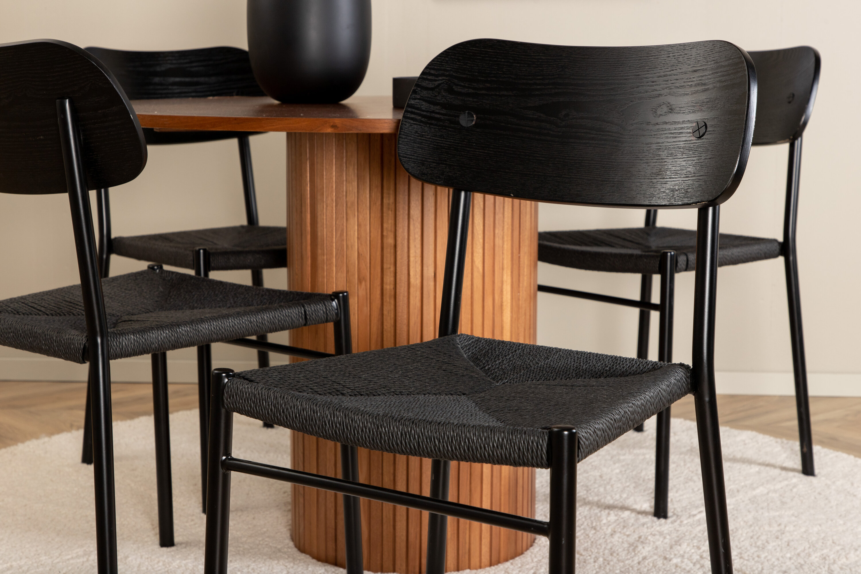 deLOHN Polly, Bianca Kör alakú étkezőgarnitúra