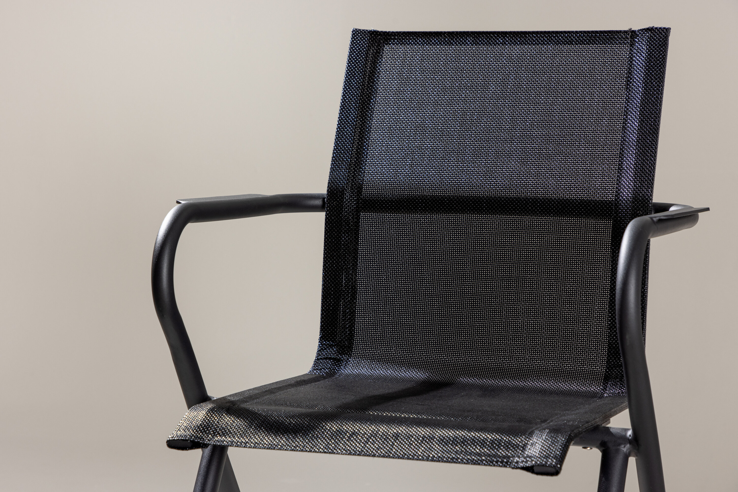 deLOHN Alina Étkezőszék