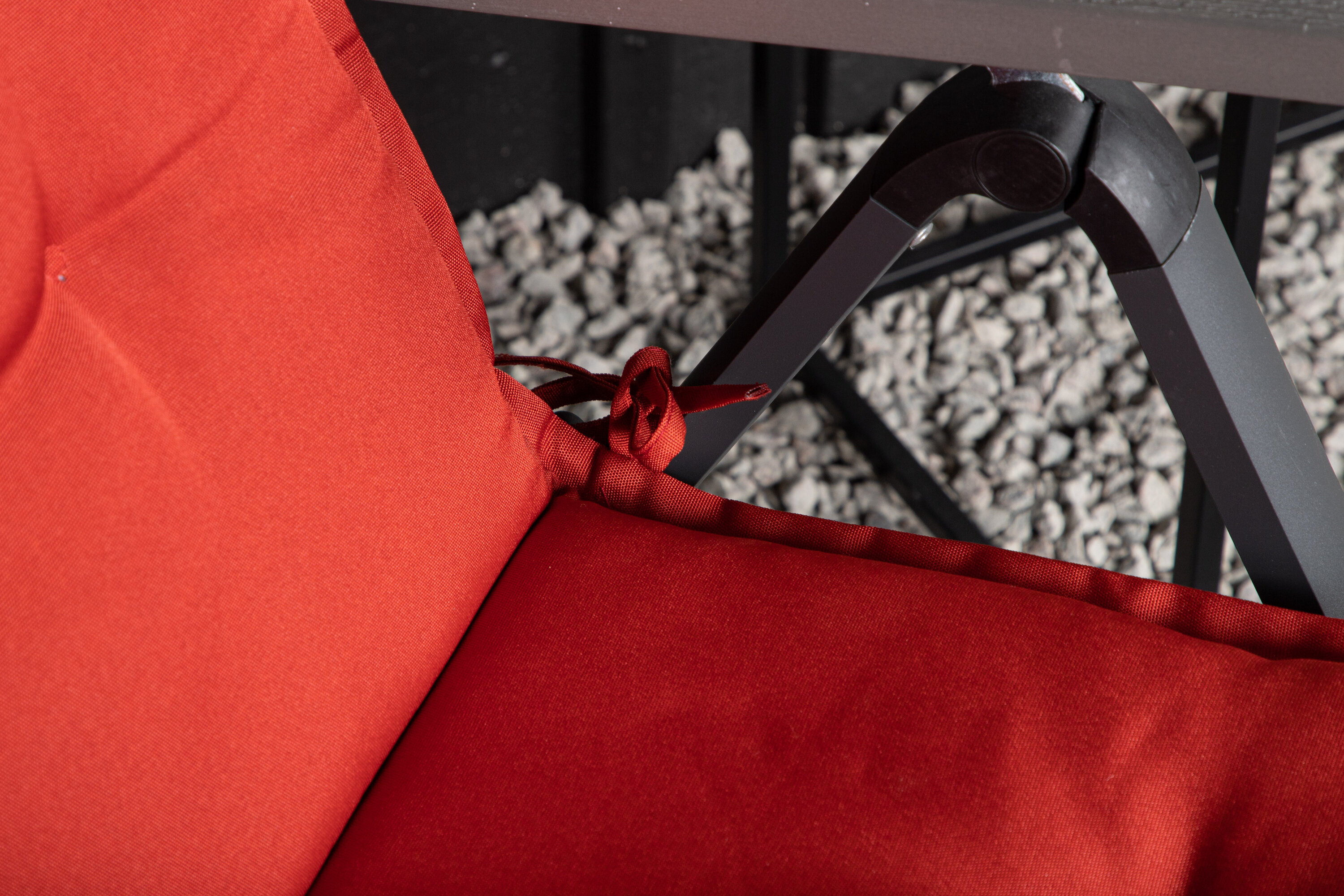 deLOHN Cushion párna