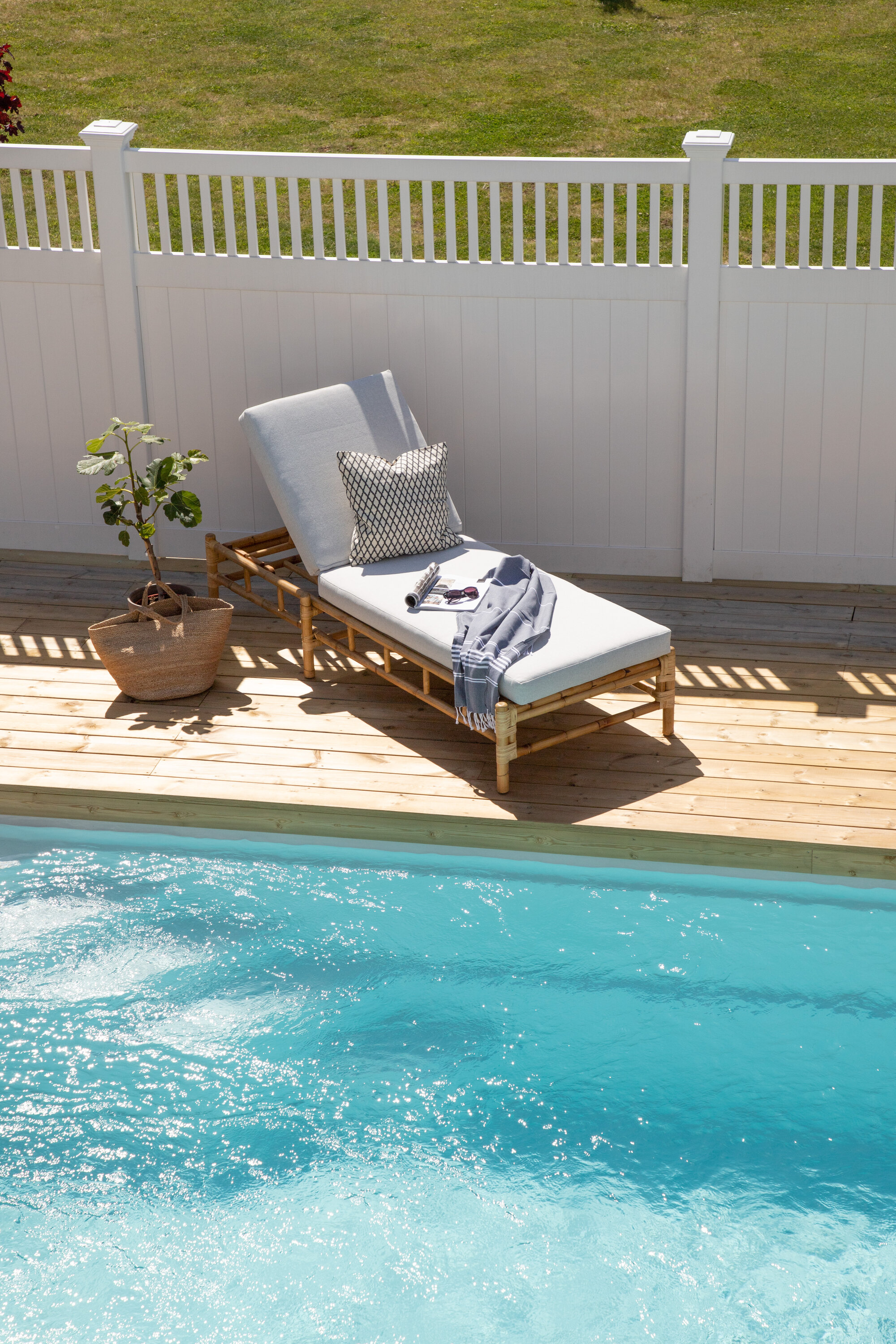 deLOHN Cane Napozóágy