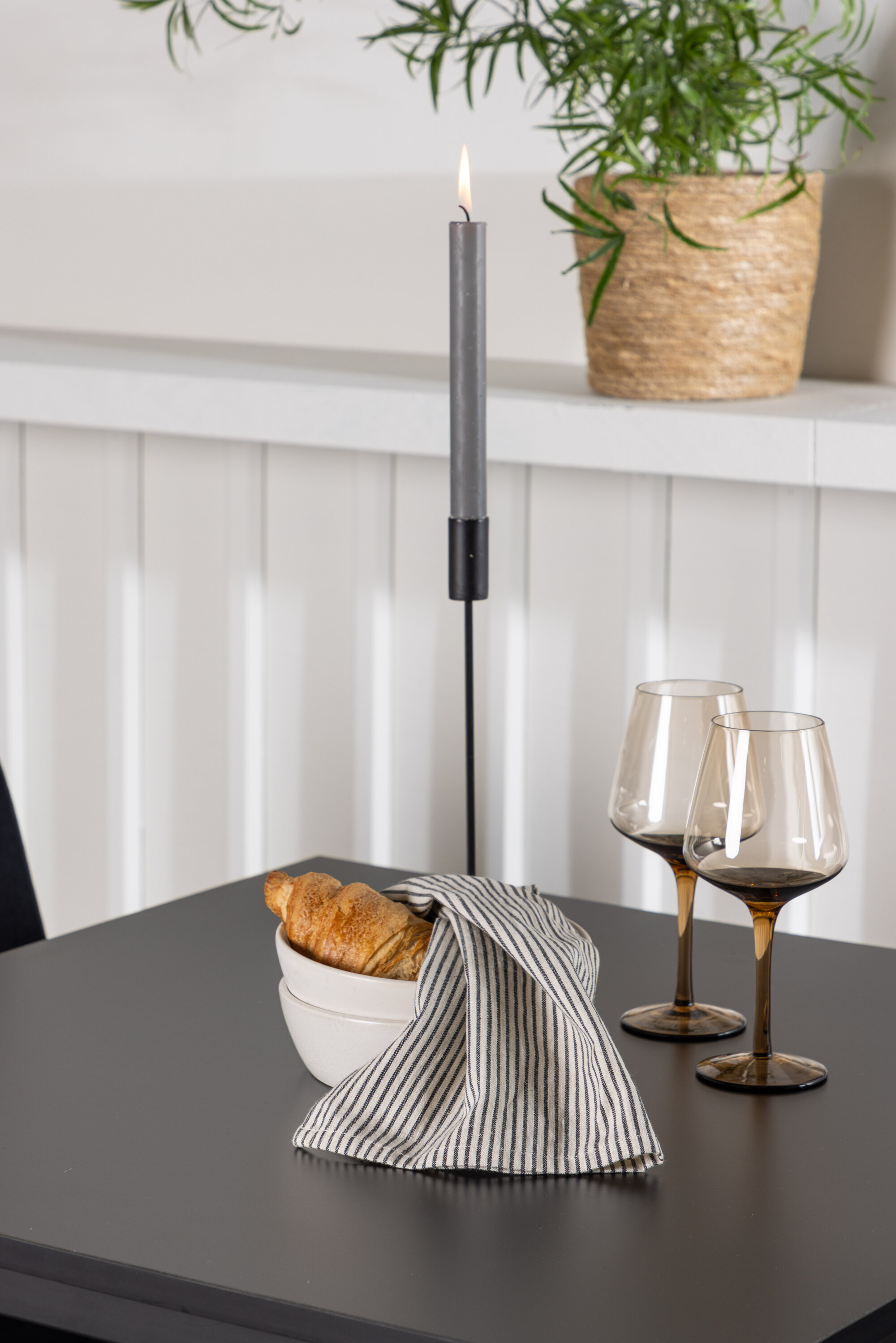 deLOHN Night Téglalap alakú étkezőgarnitúra