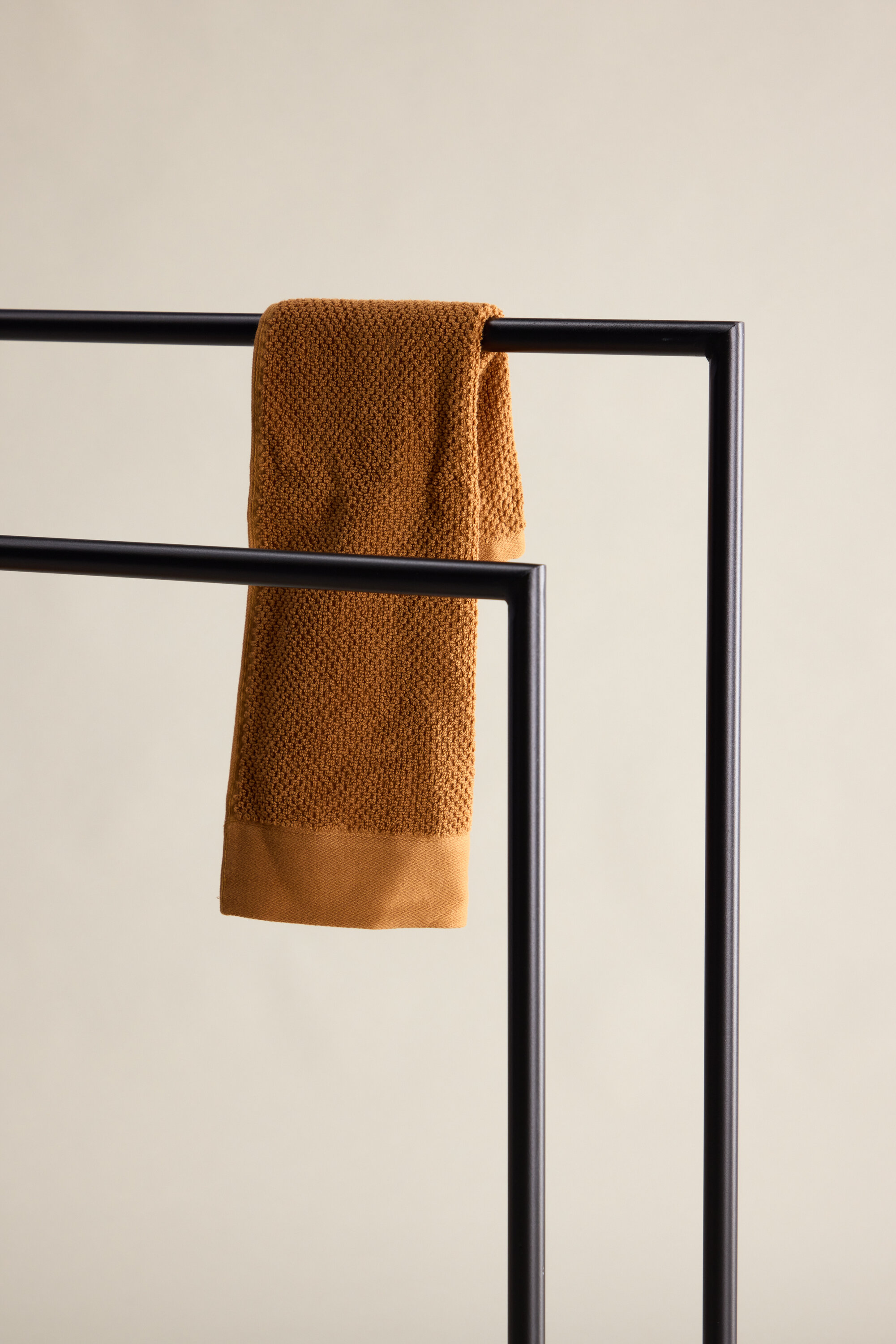 deLOHN Alva Ruhafogas deLOHN Alva Ruhafogas