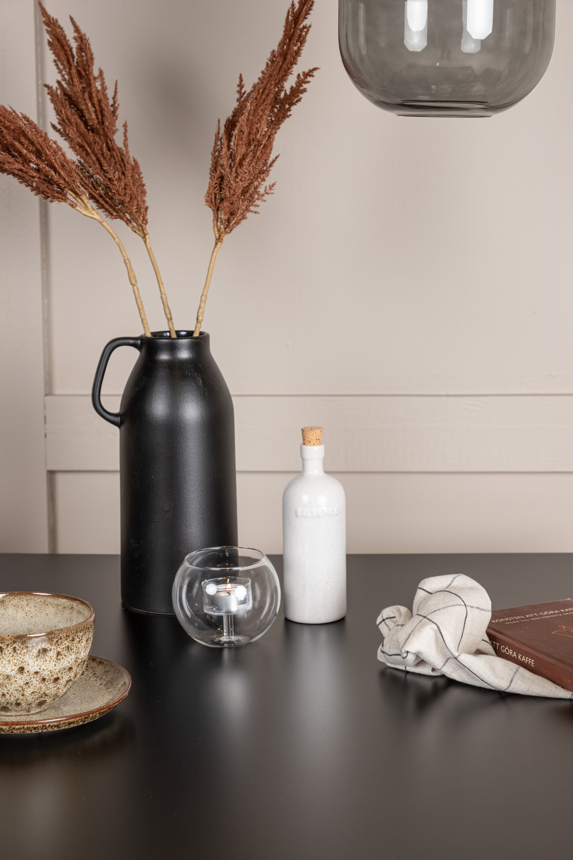 deLOHN Tempe, Montros Téglalap alakú étkezőgarnitúra