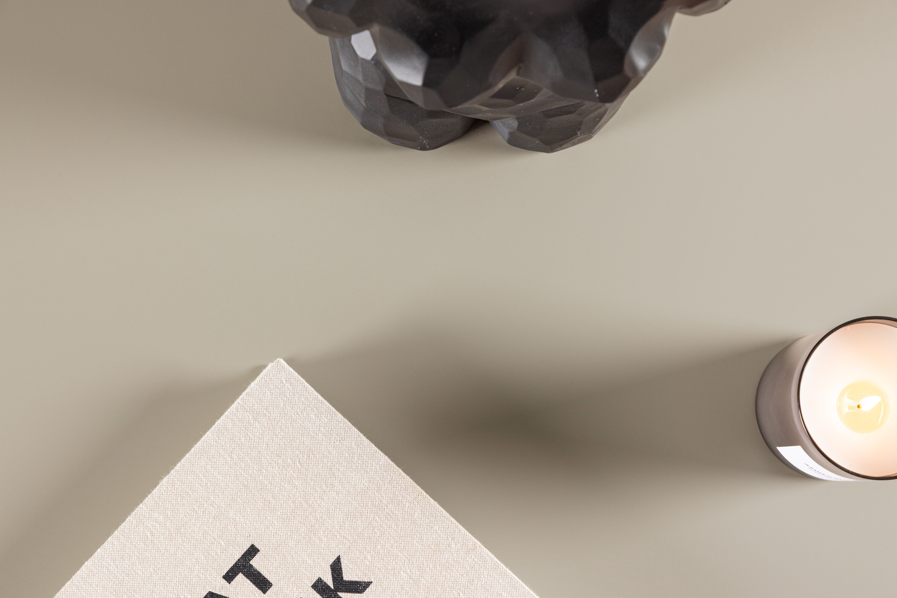 deLOHN Lenox Dohányzóasztal