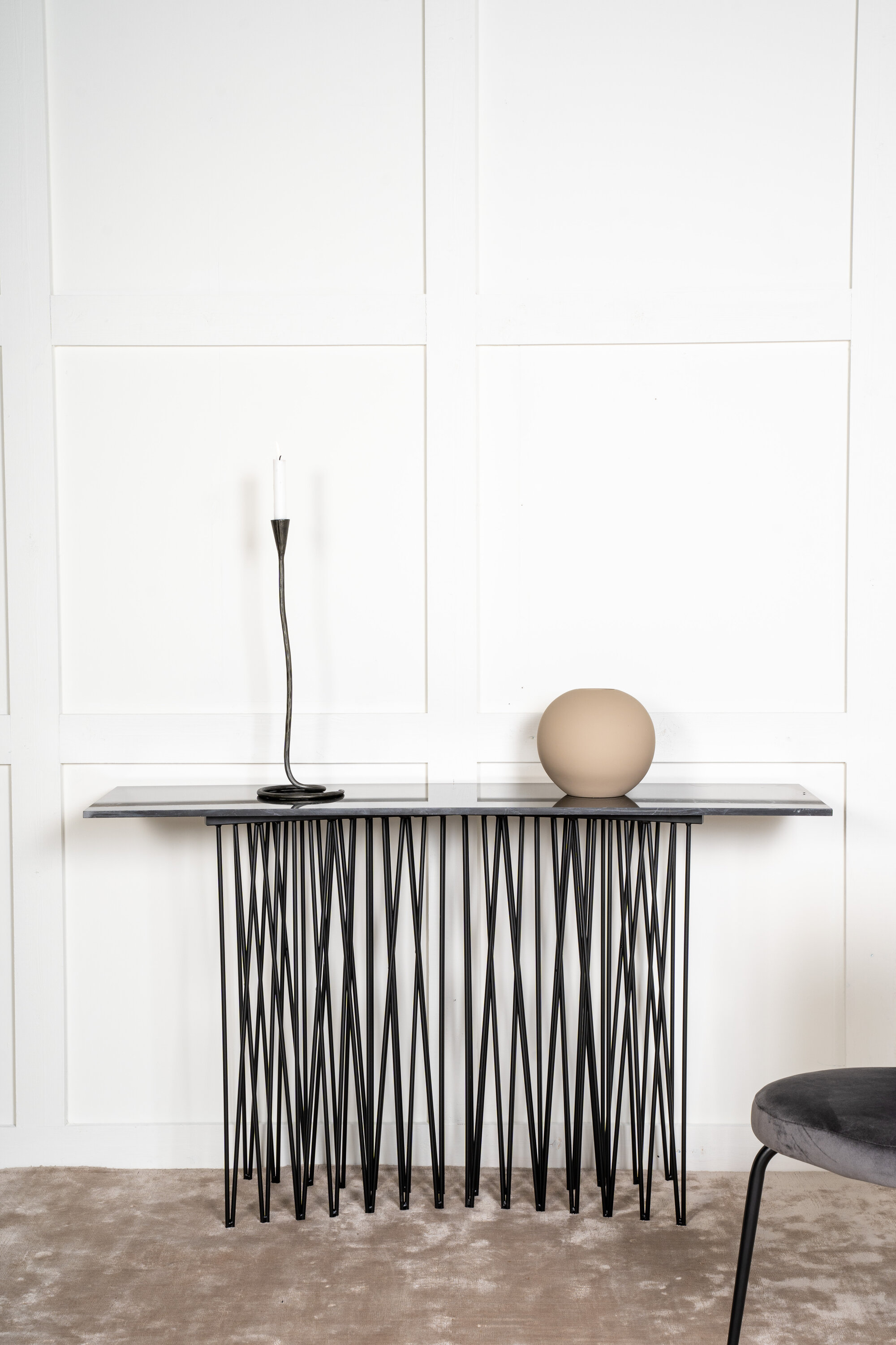 deLOHN Stone Kisasztal