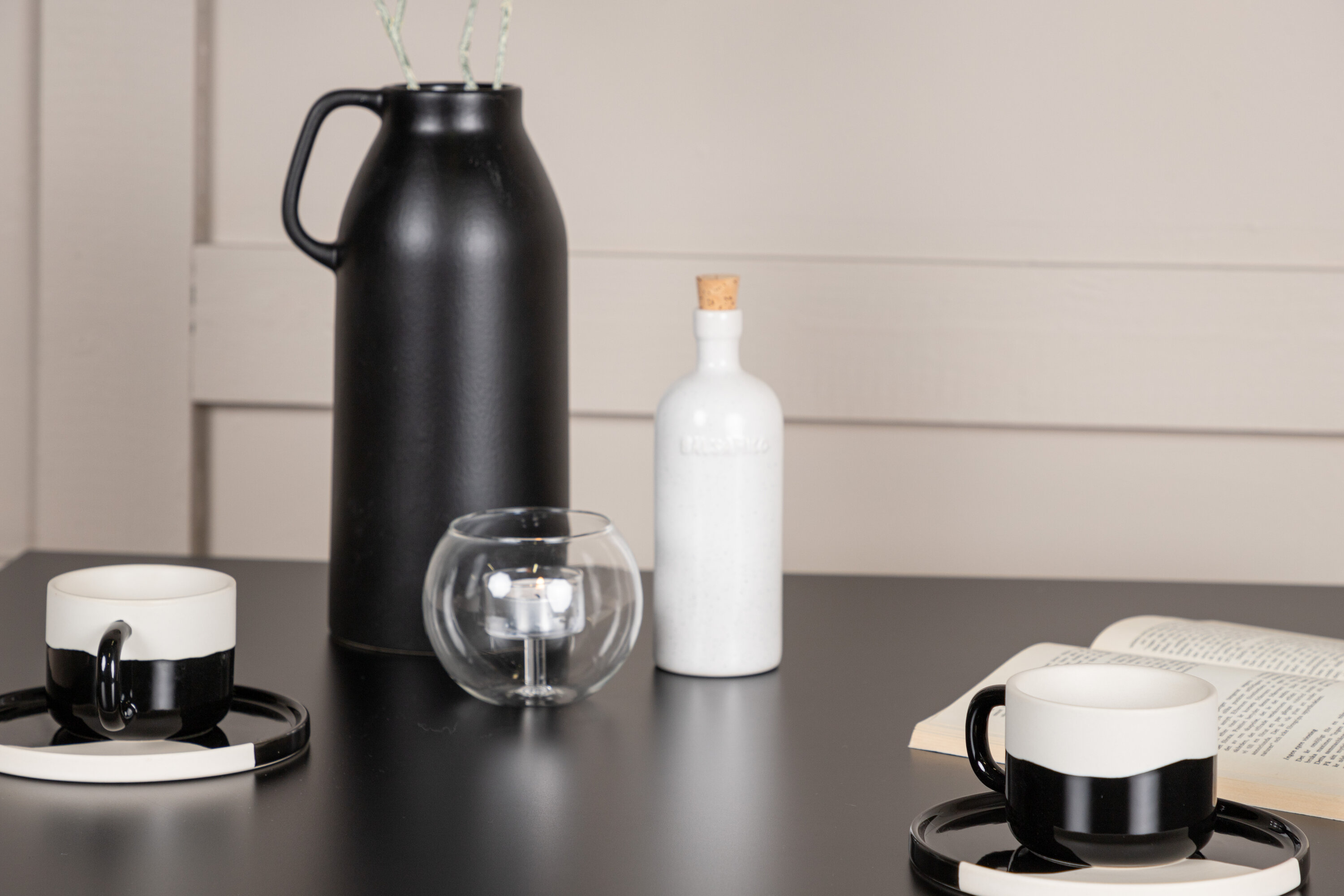 deLOHN Tempe, Modesto Téglalap alakú étkezőgarnitúra