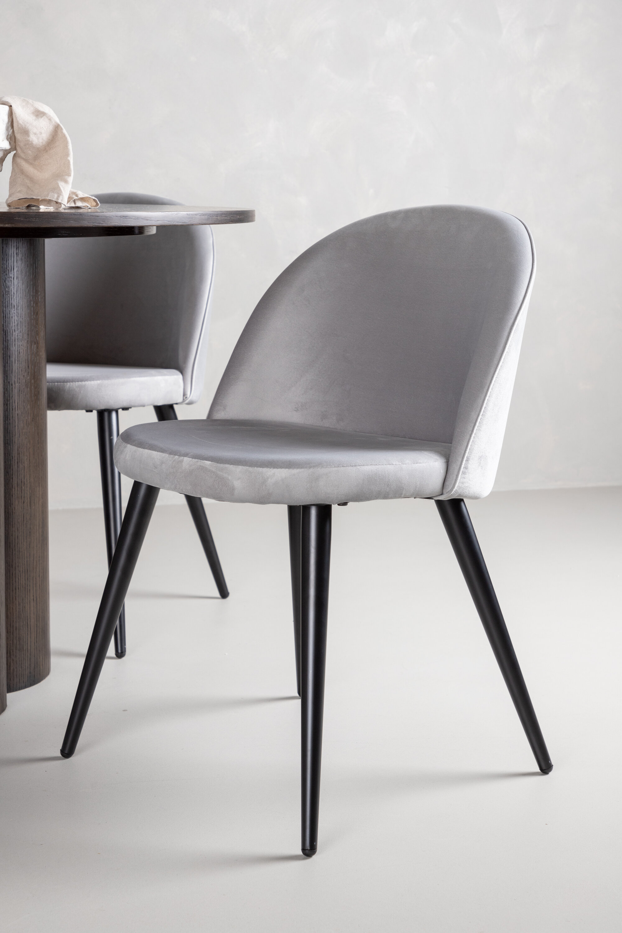 deLOHN Olivia, Velvet Kör alakú étkezőgarnitúra