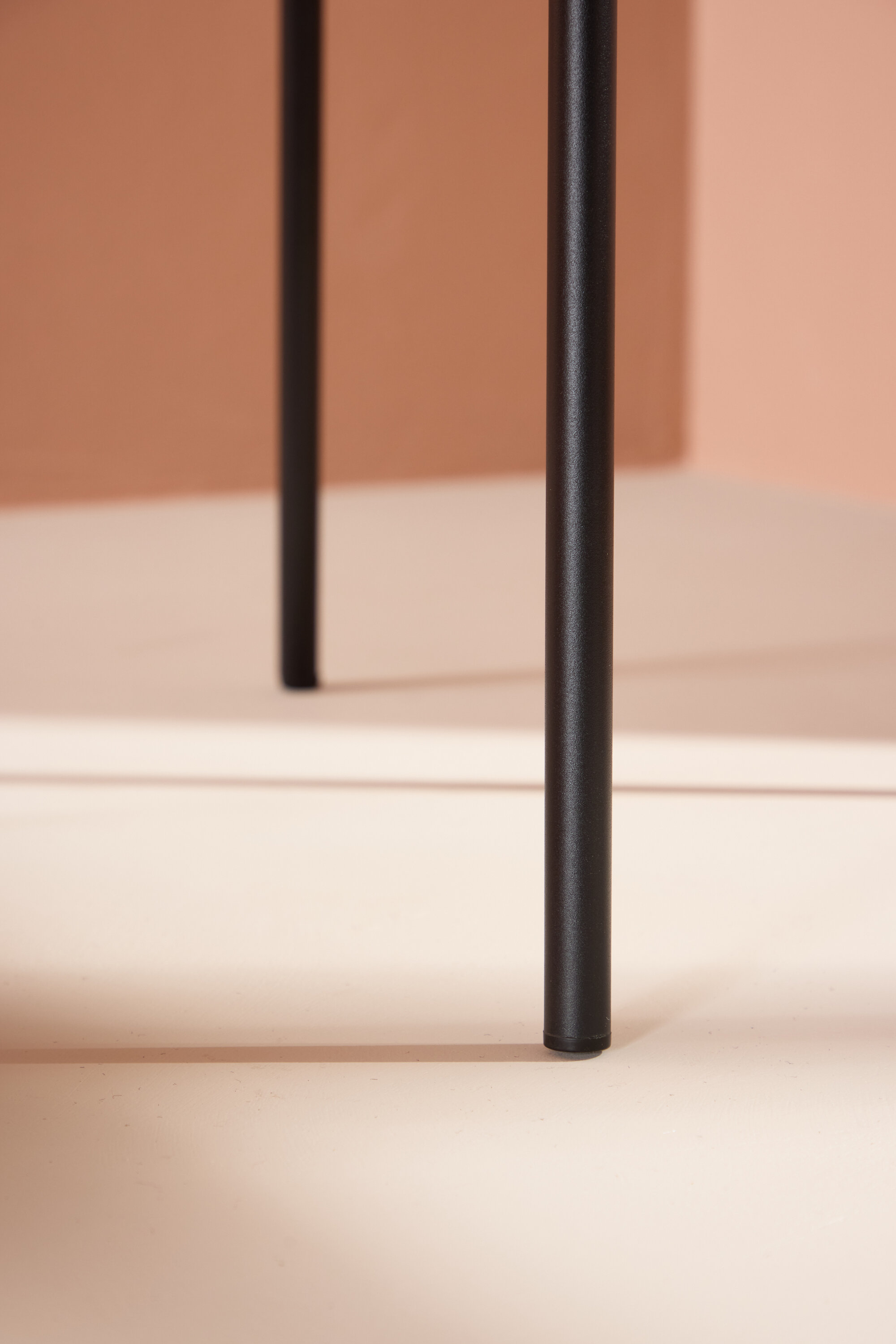 deLOHN Edina Étkezőszék