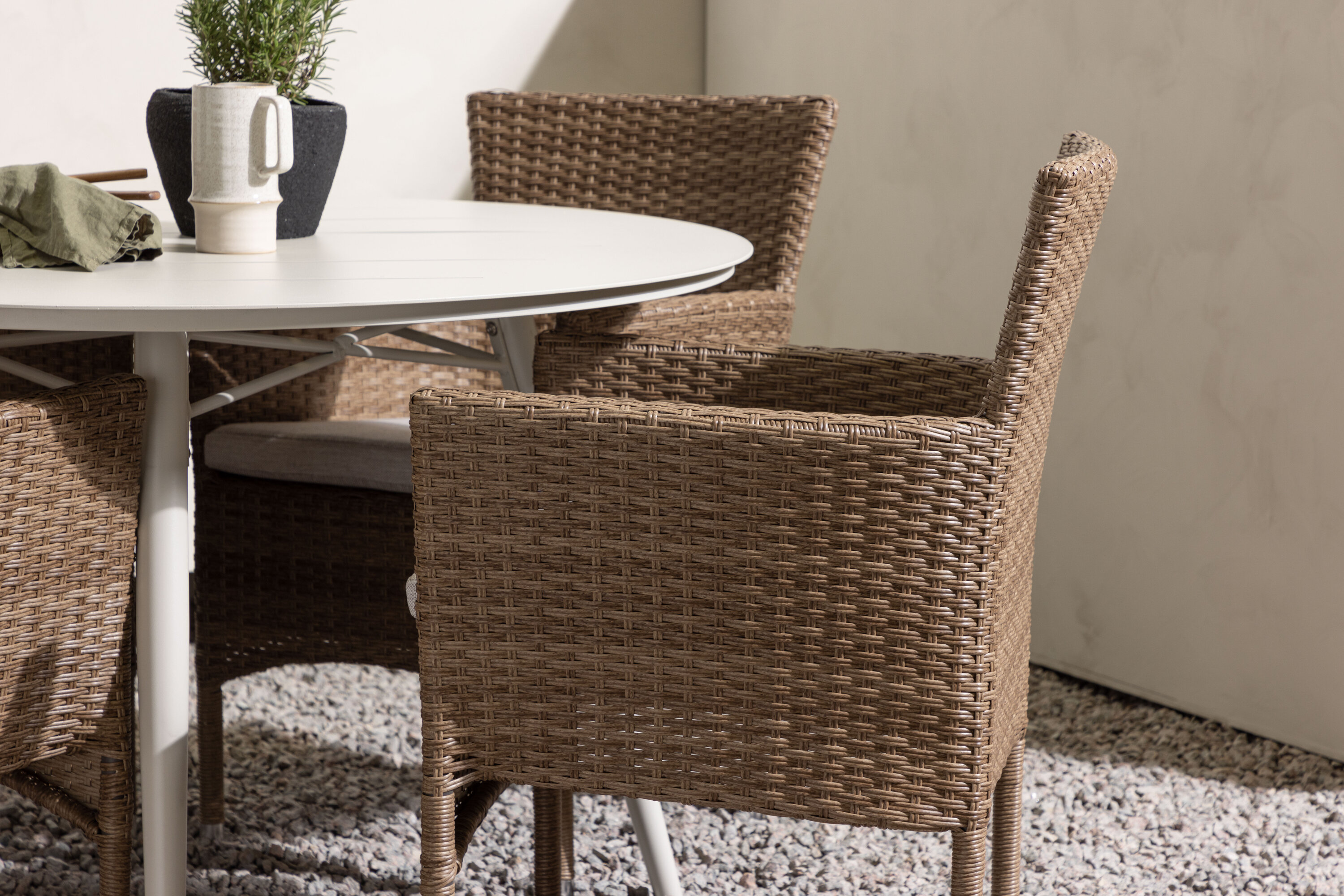 deLOHN Lina, Malina Étkezőgarnitúra