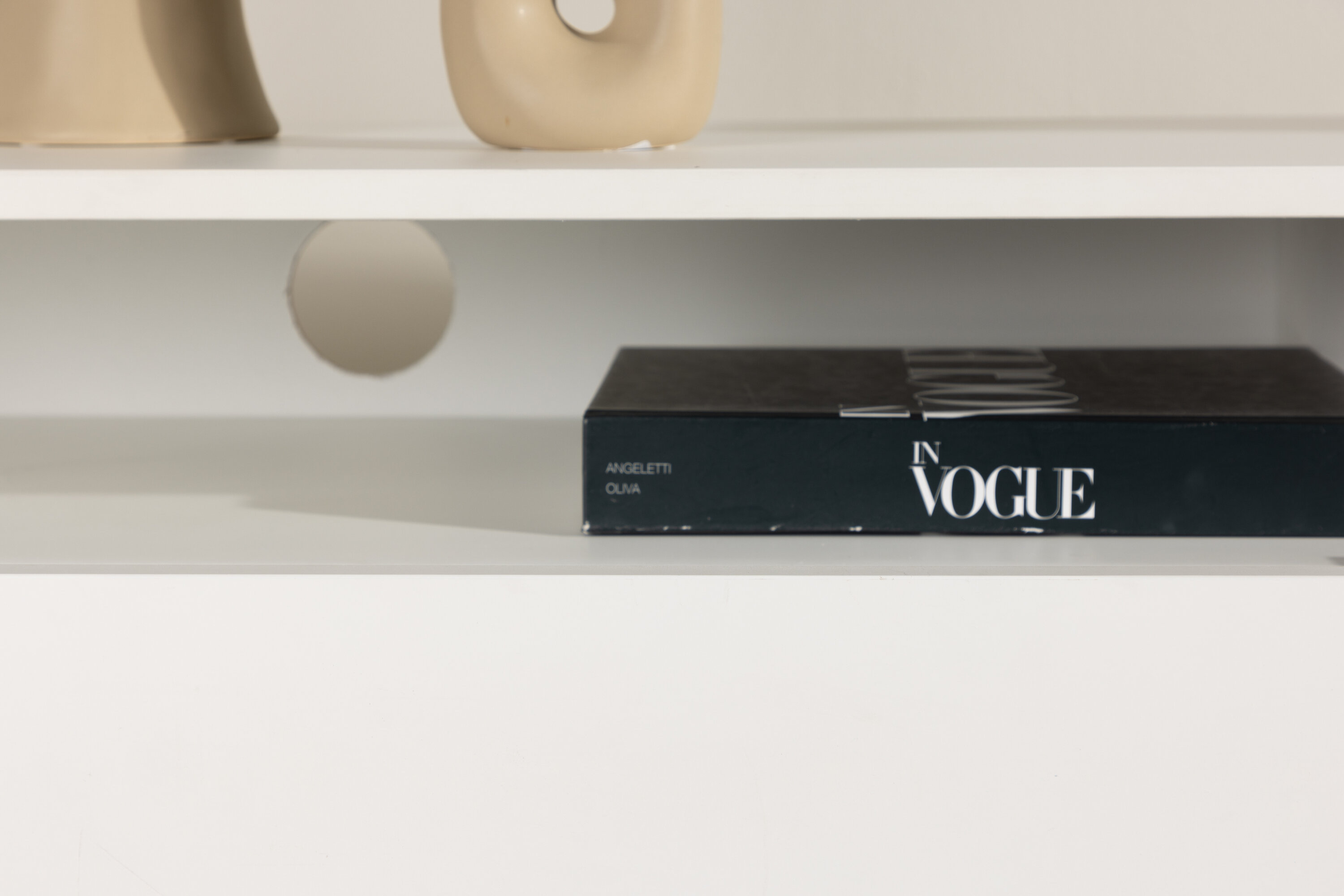 deLOHN Navarra TV-szekrény