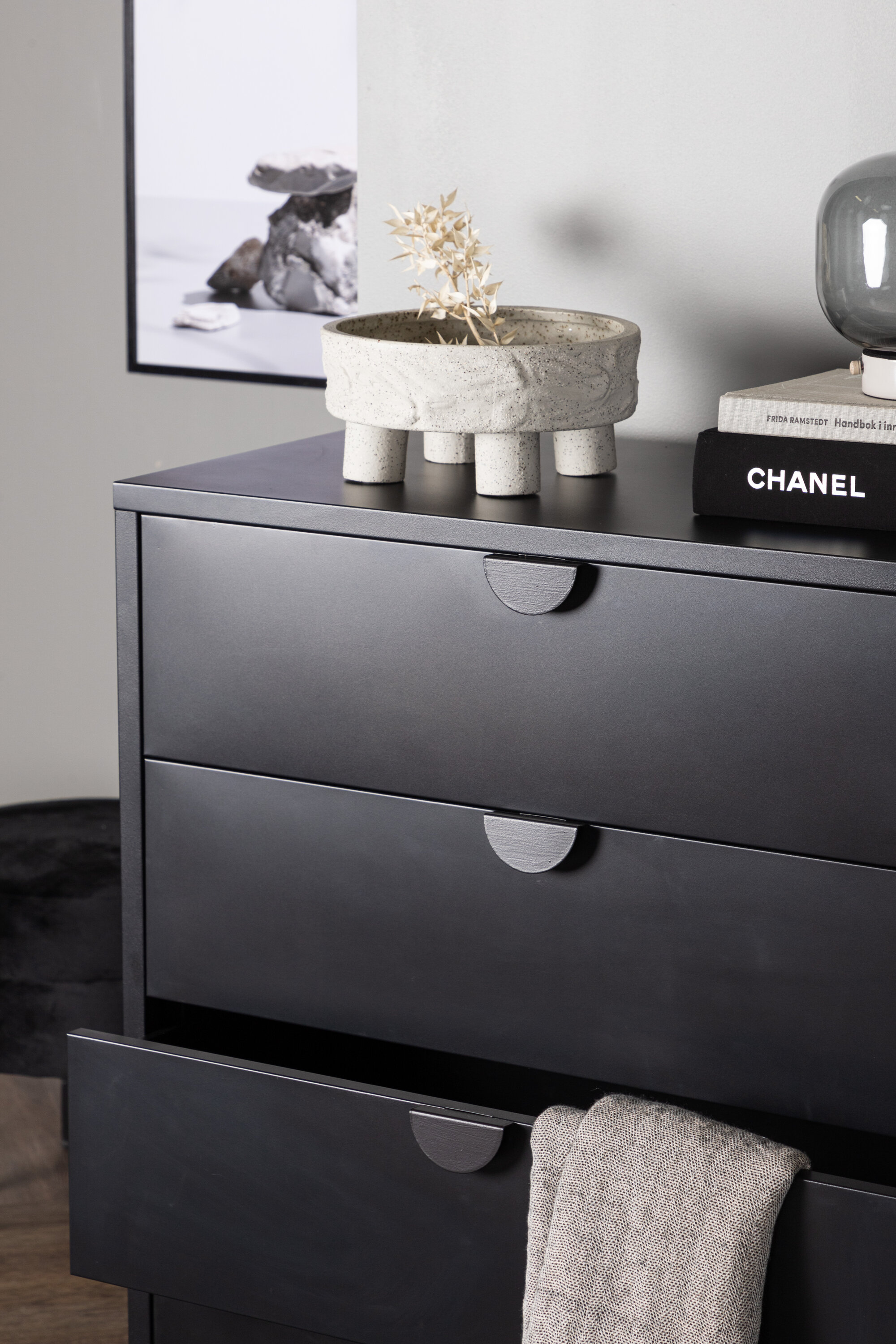 deLOHN Piring Komód deLOHN Piring Komód