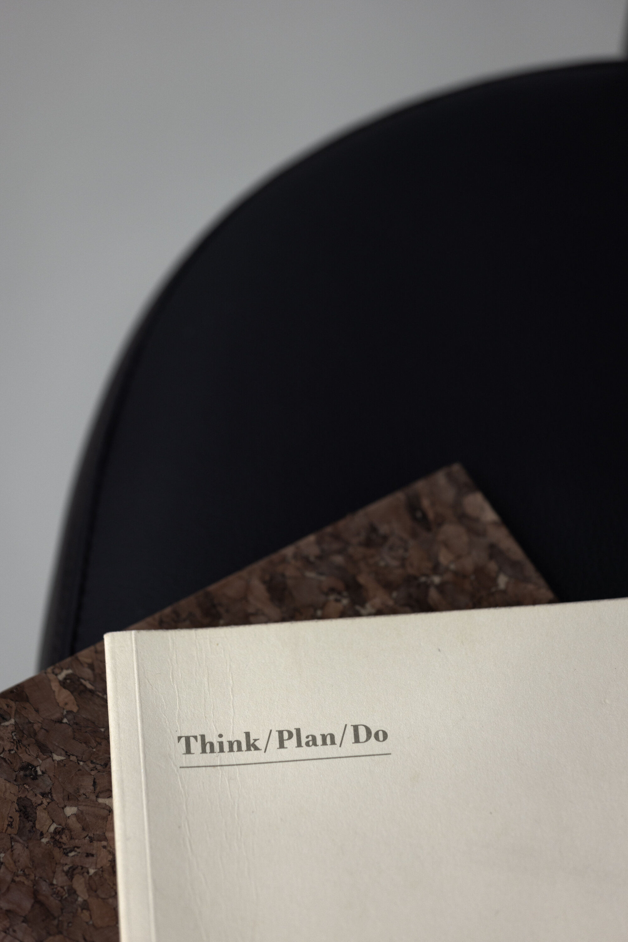 deLOHN Västerås x Josefin Lustig Étkezőszék