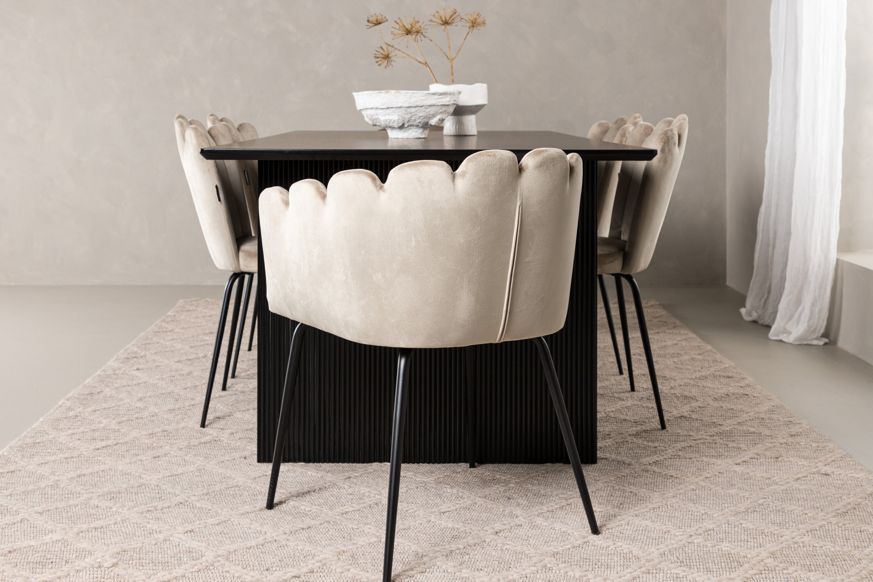 deLOHN Vail, Limhamn Téglalap alakú étkezőgarnitúra