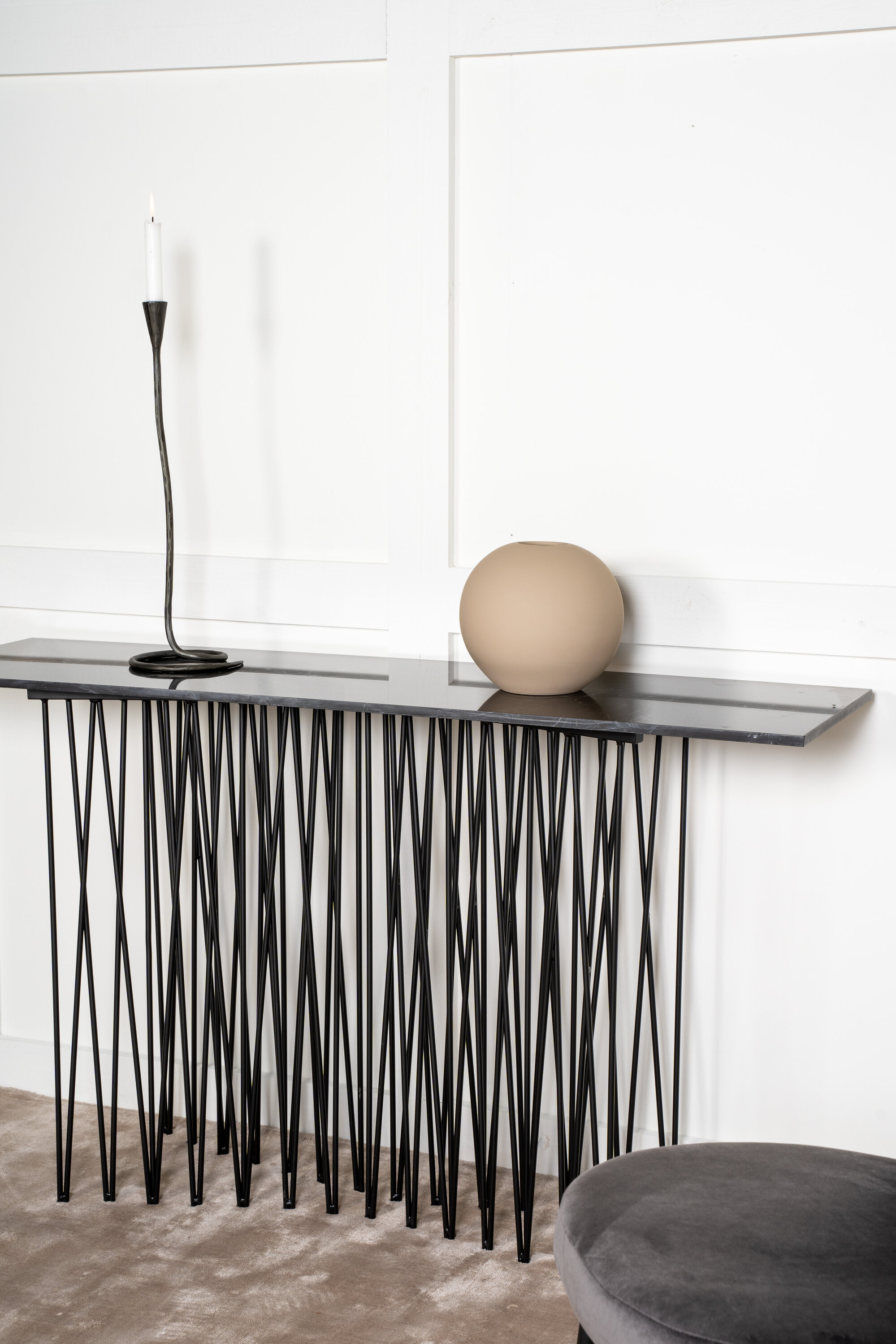 deLOHN Stone Kisasztal