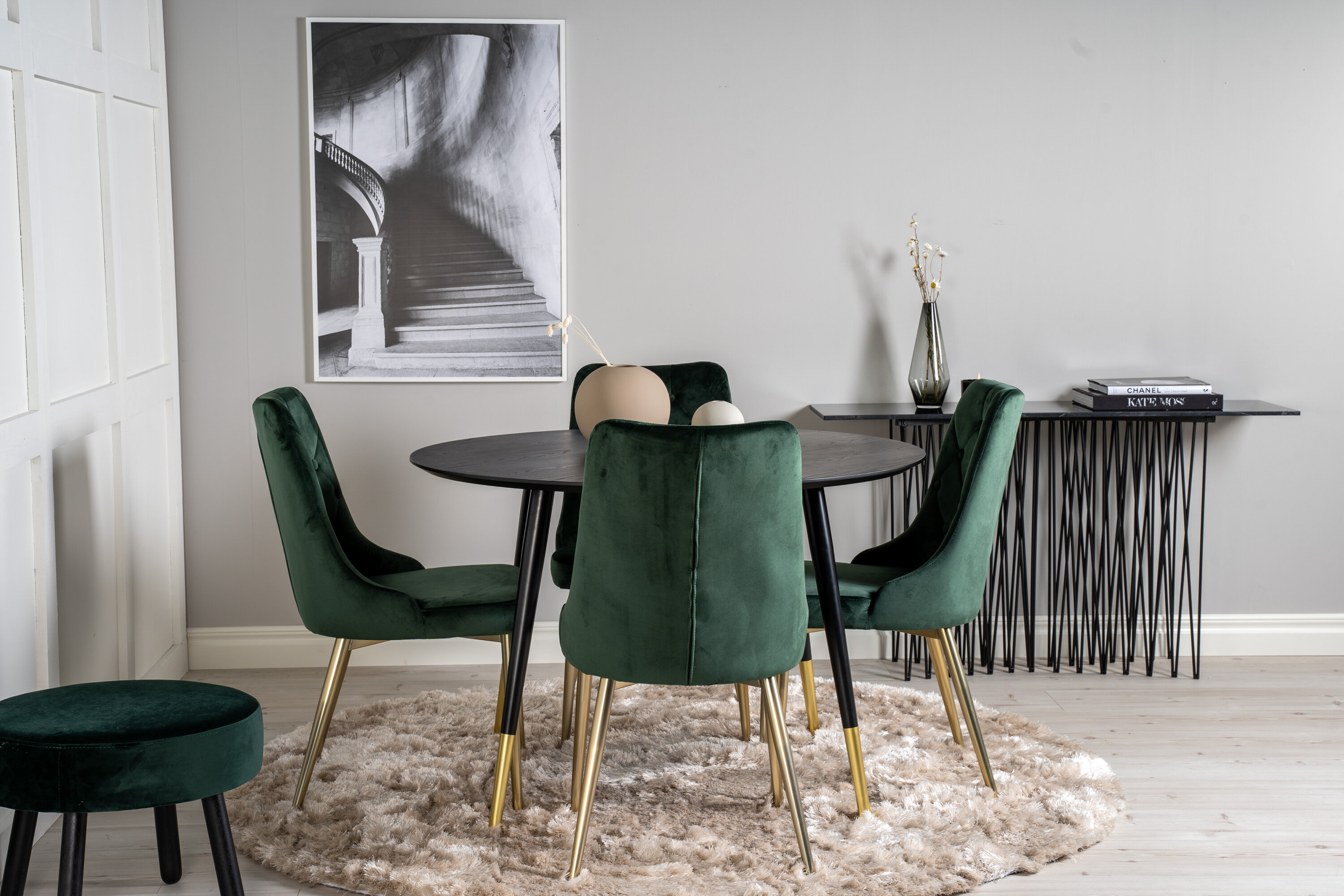 deLOHN Dipp, Velvet Deluxe Kör alakú étkezőgarnitúra deLOHN Dipp, Velvet Deluxe Kör alakú étkezőgarnitúra