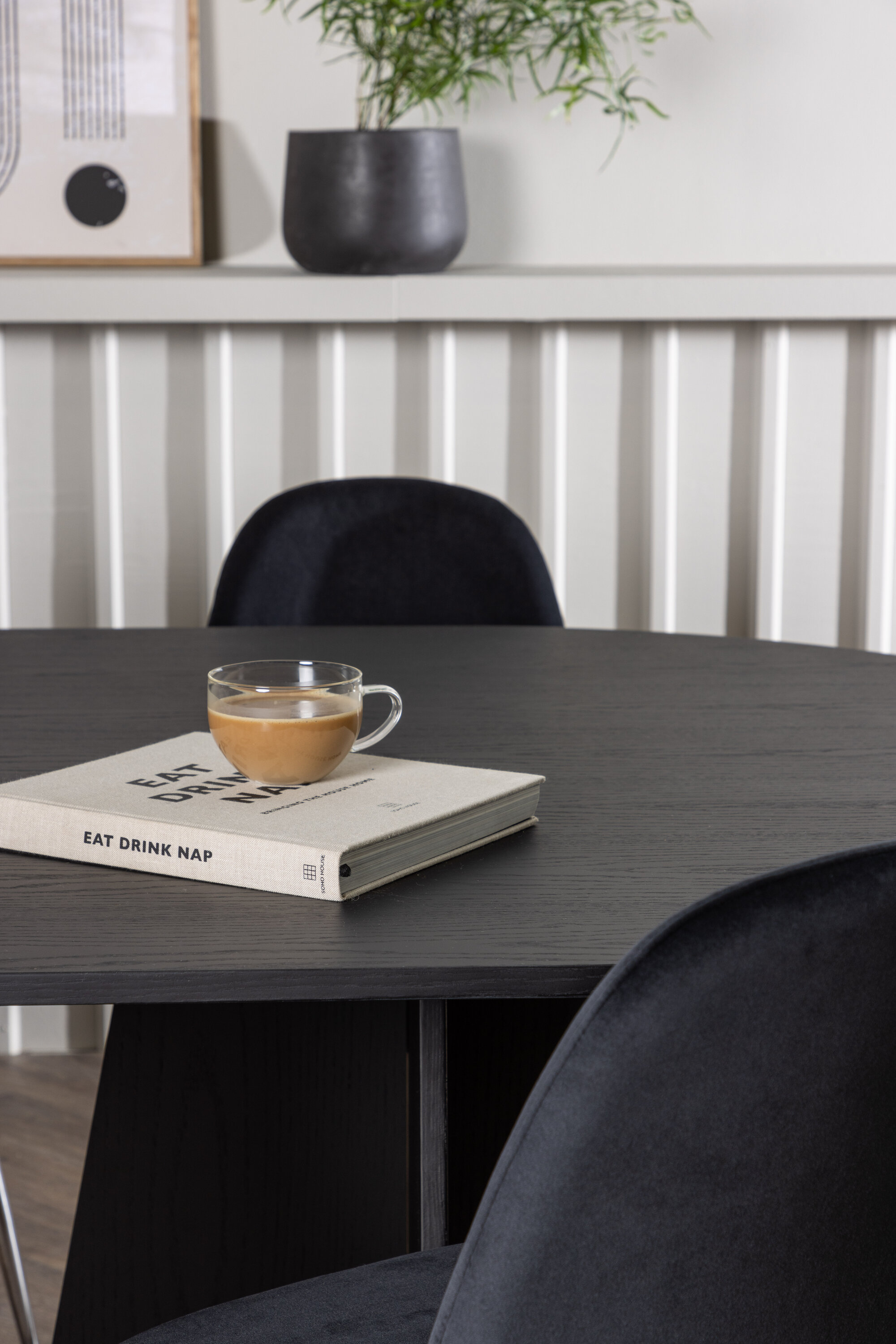 deLOHN Polar Ovális étkezőgarnitúra