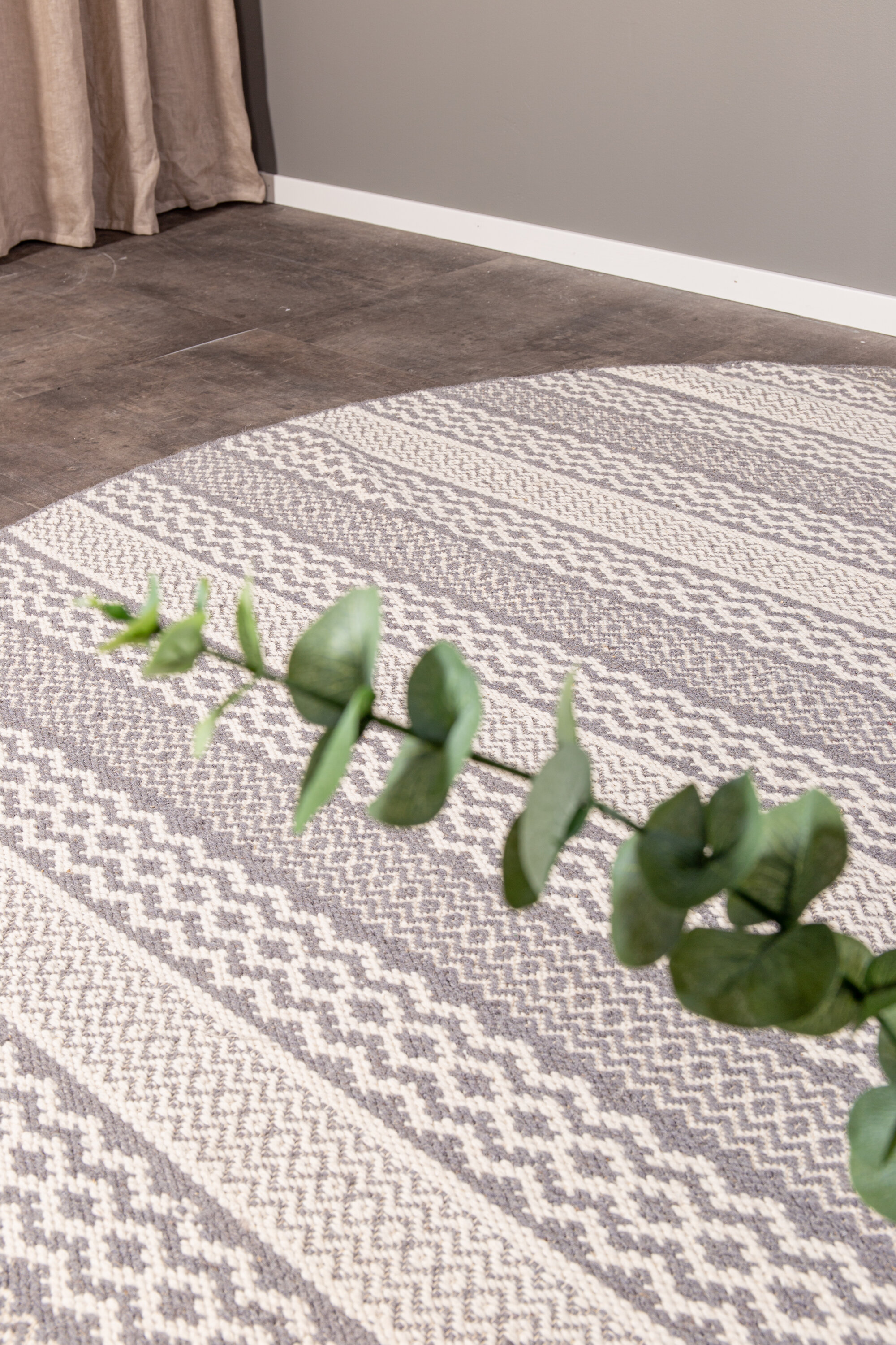 deLOHN Rise Kisasztal deLOHN Rise Kisasztal