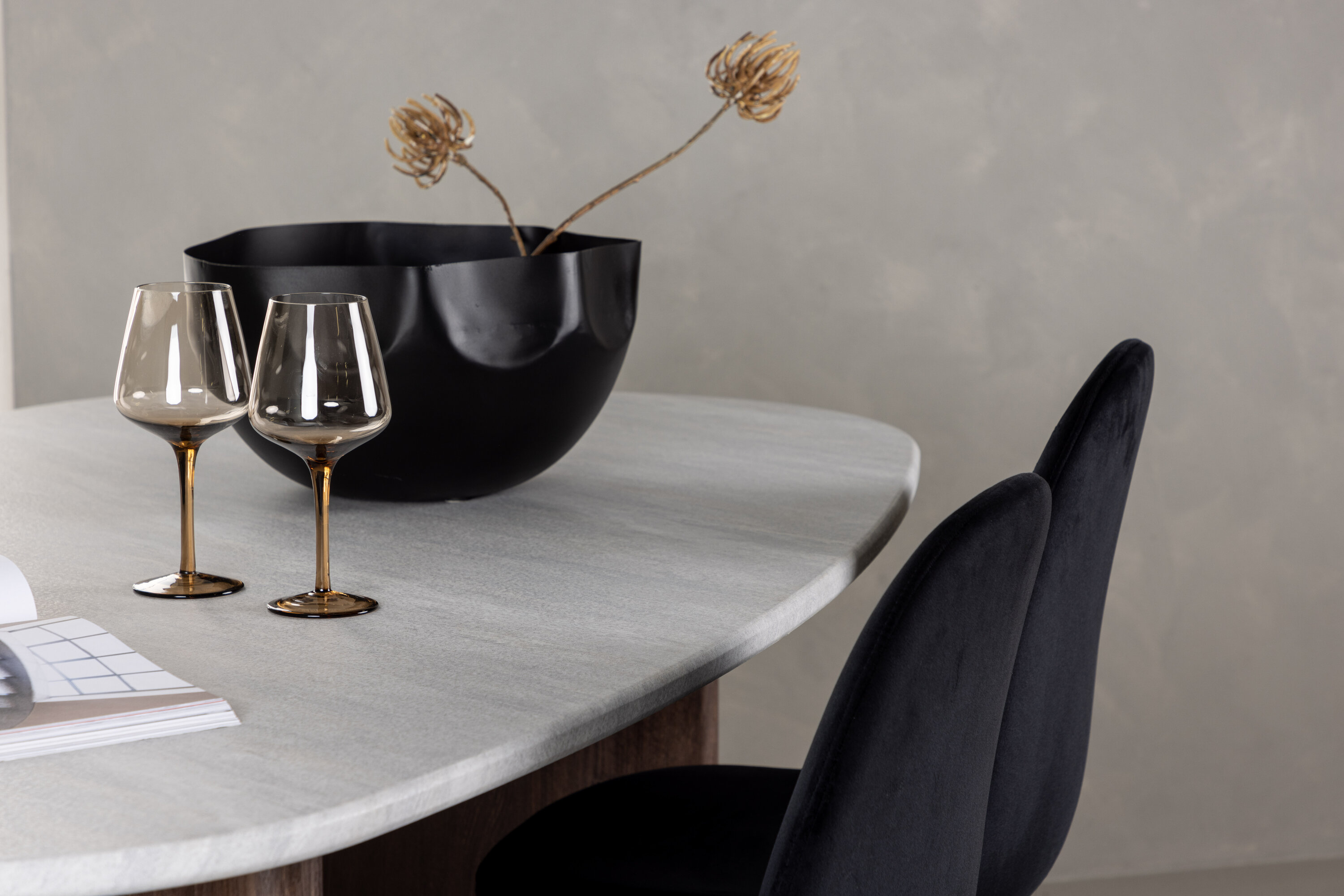 deLOHN Polar Ovális étkezőgarnitúra