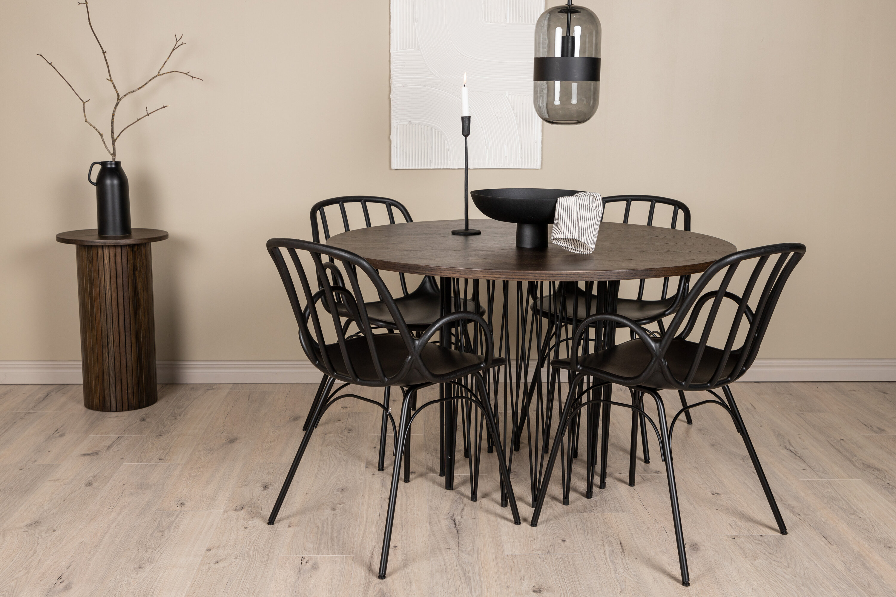 deLOHN Stone round, Dyrön Kör alakú étkezőgarnitúra