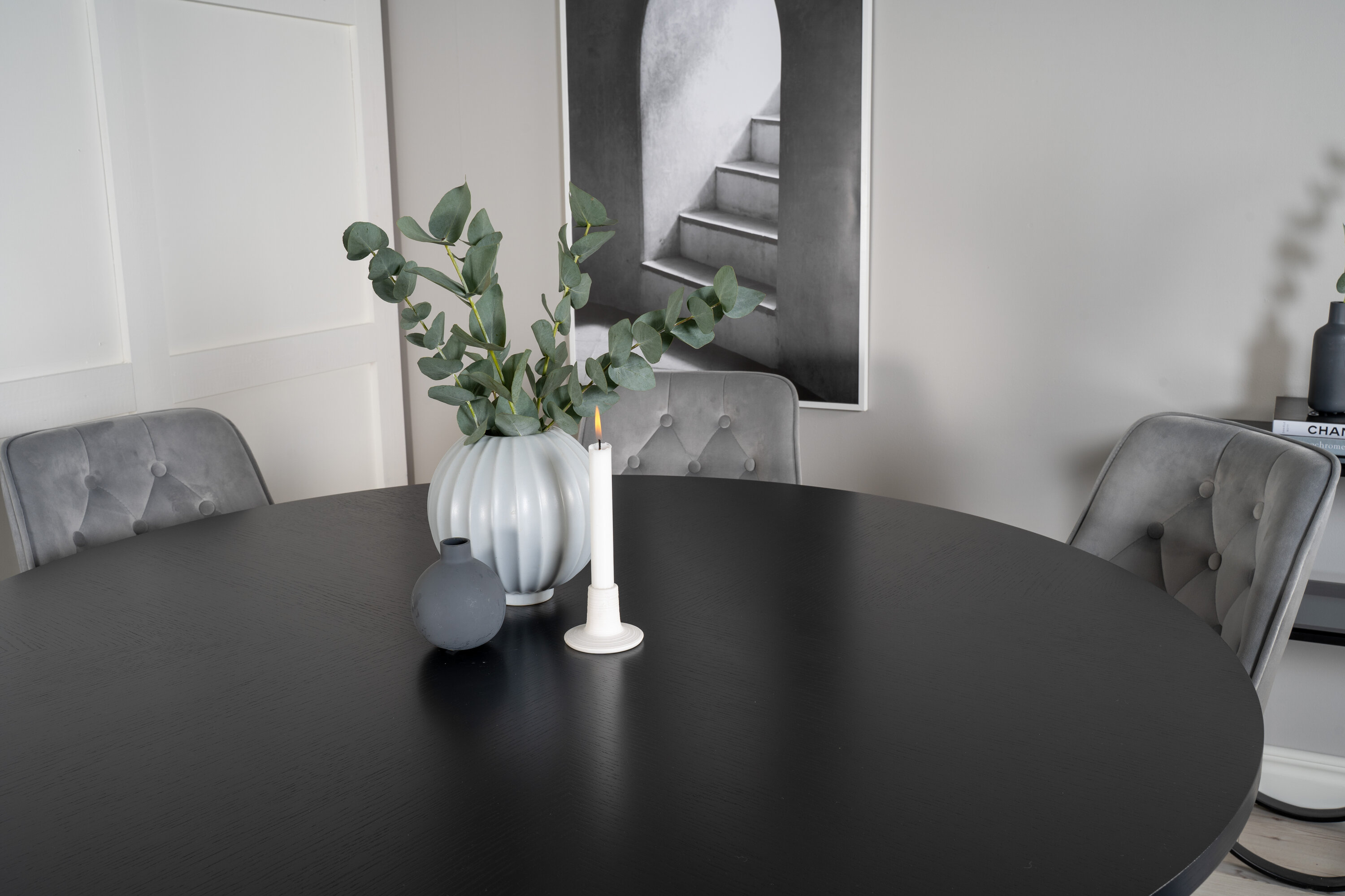 deLOHN Copenhagen, Velvet Deluxe Kör alakú étkezőgarnitúra deLOHN Copenhagen, Velvet Deluxe Kör alakú étkezőgarnitúra