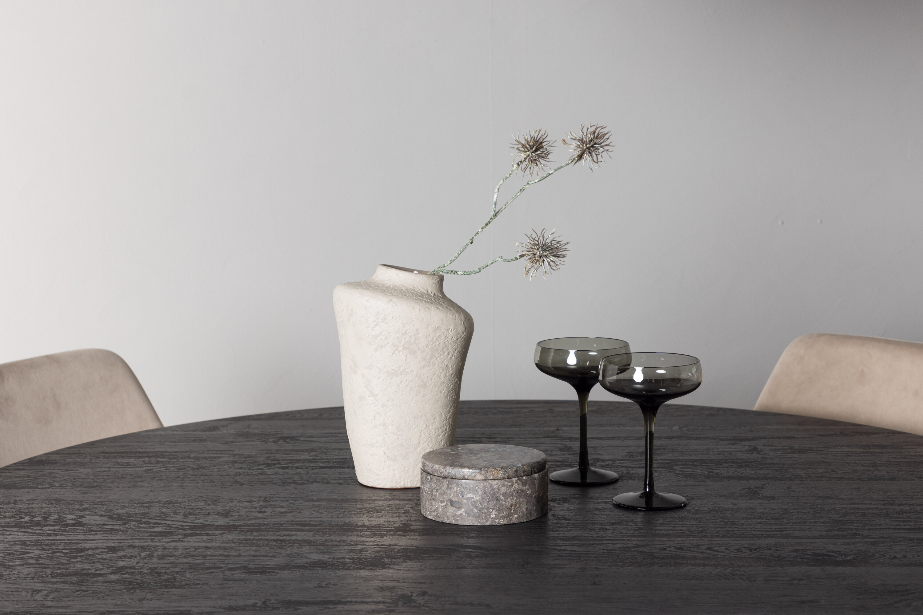 deLOHN Night Kör alakú étkezőgarnitúra