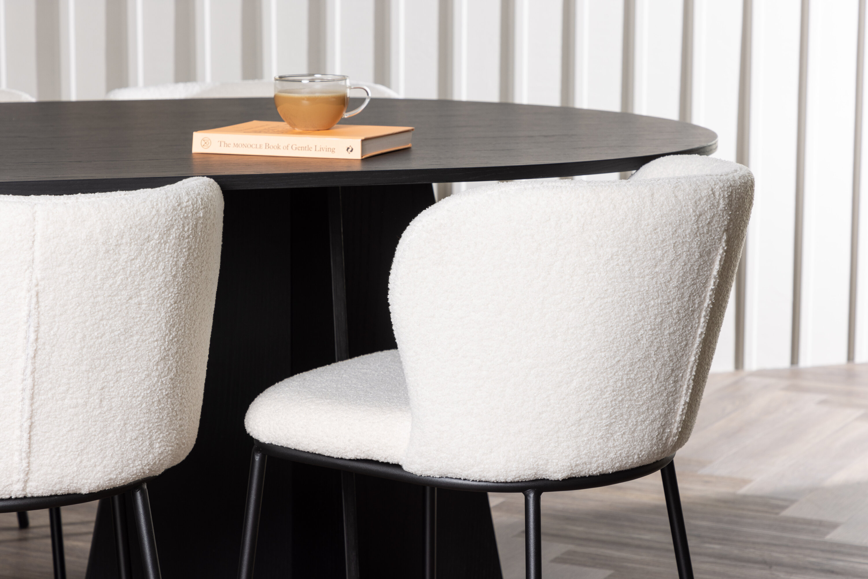 deLOHN Edina Ovális étkezőgarnitúra