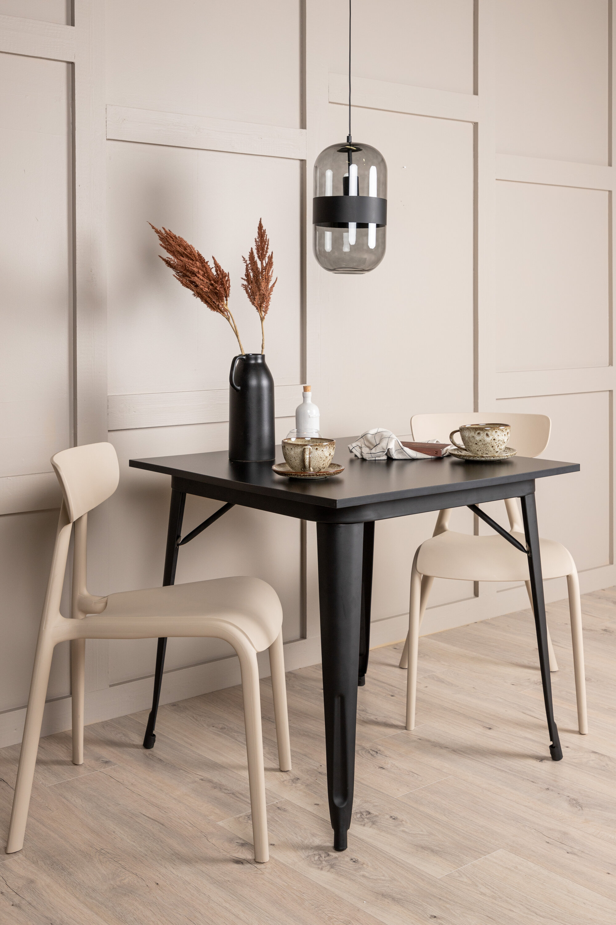 deLOHN Tempe, Ursholmen Téglalap alakú étkezőgarnitúra