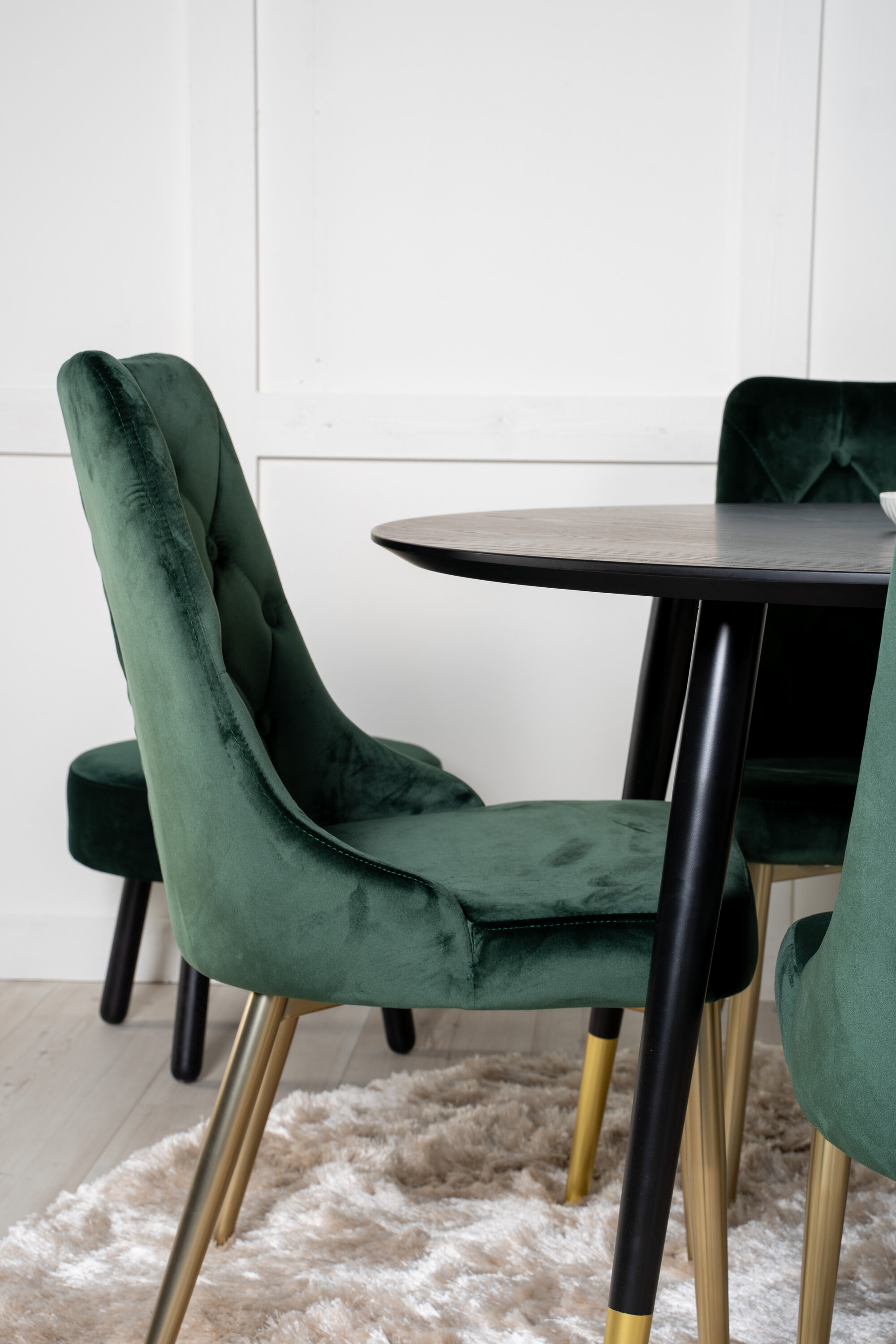 deLOHN Dipp, Velvet Deluxe Kör alakú étkezőgarnitúra deLOHN Dipp, Velvet Deluxe Kör alakú étkezőgarnitúra