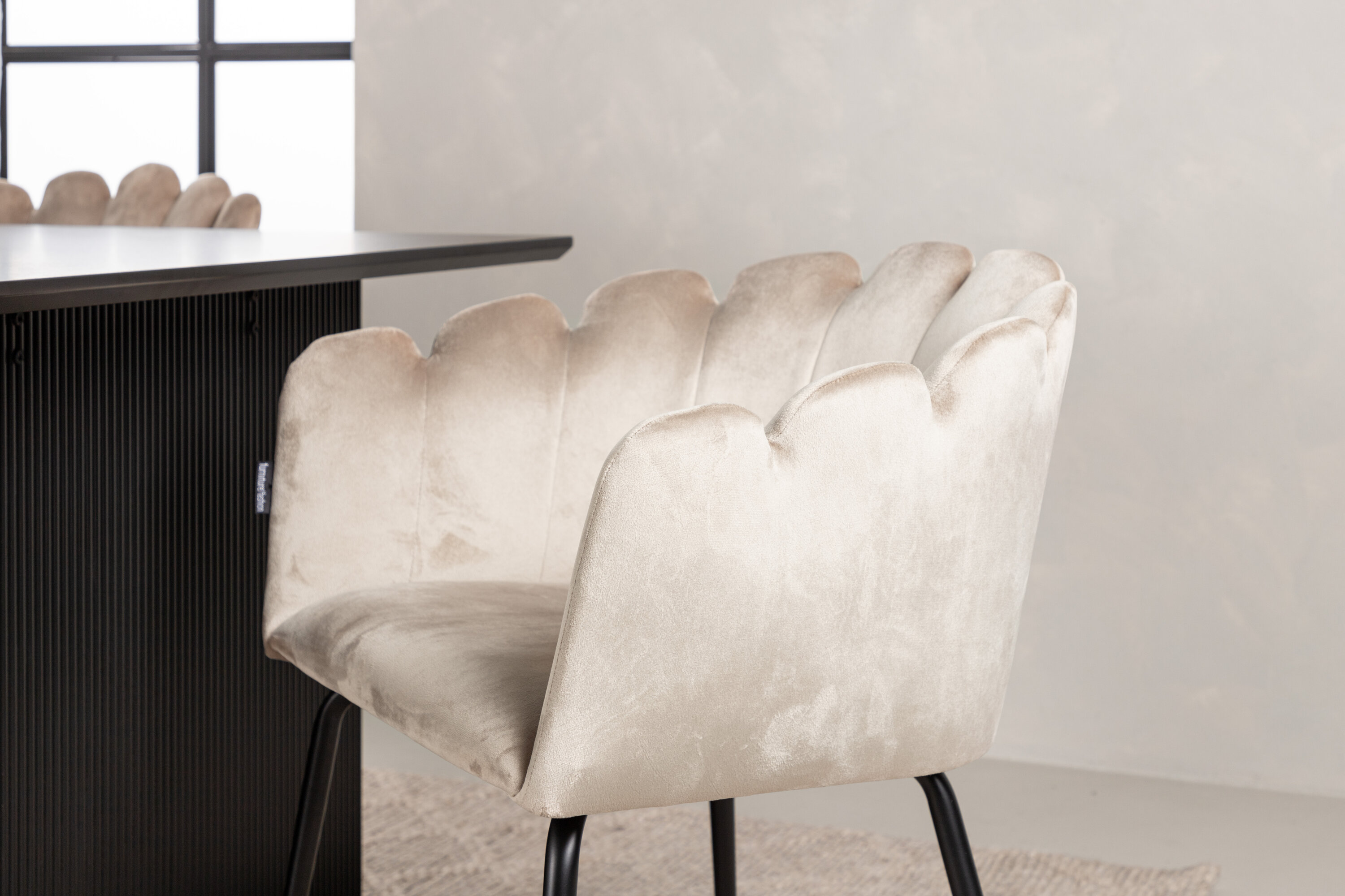 deLOHN Vail, Limhamn Téglalap alakú étkezőgarnitúra