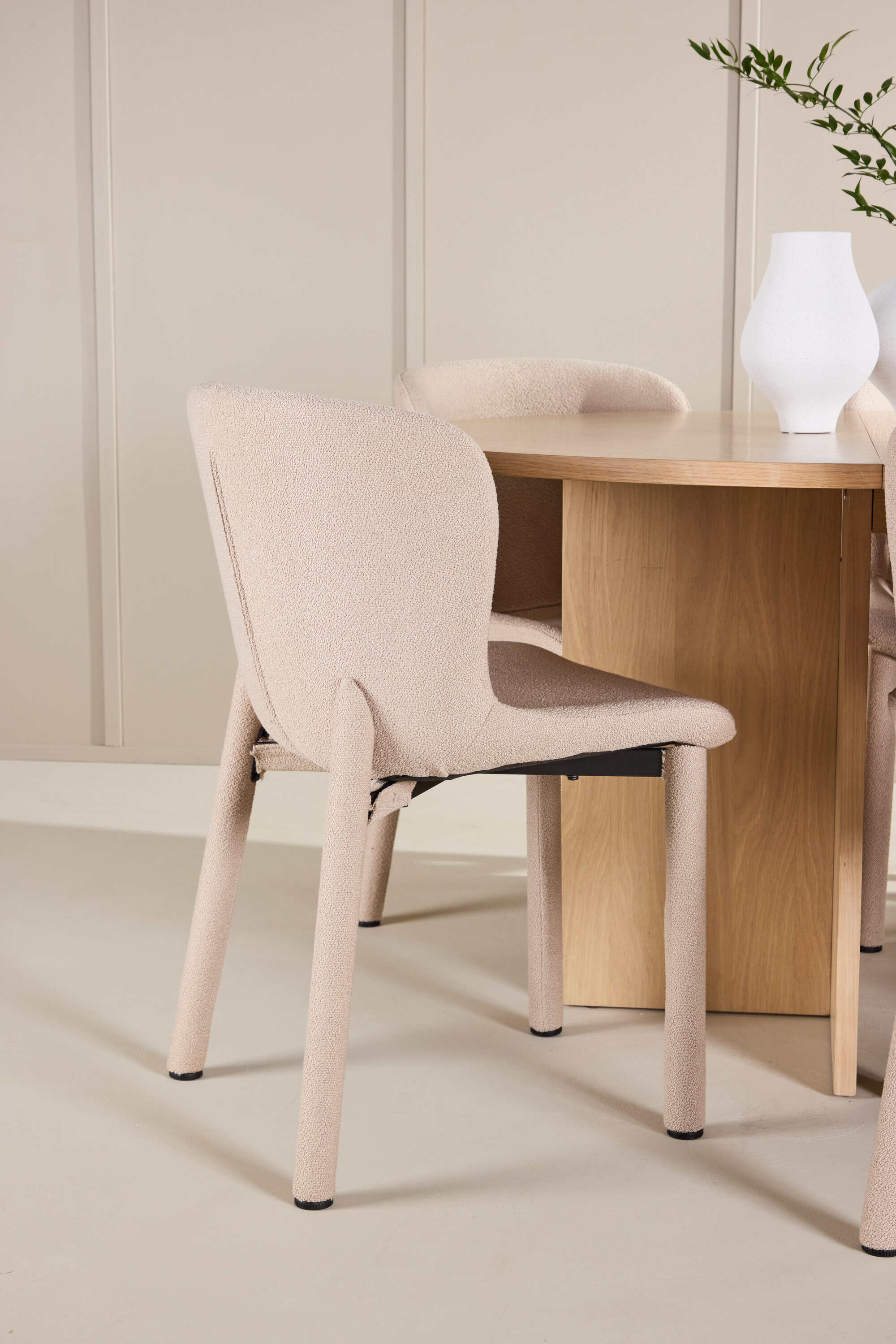 deLOHN Strada, Astoria Ovális étkezőgarnitúra