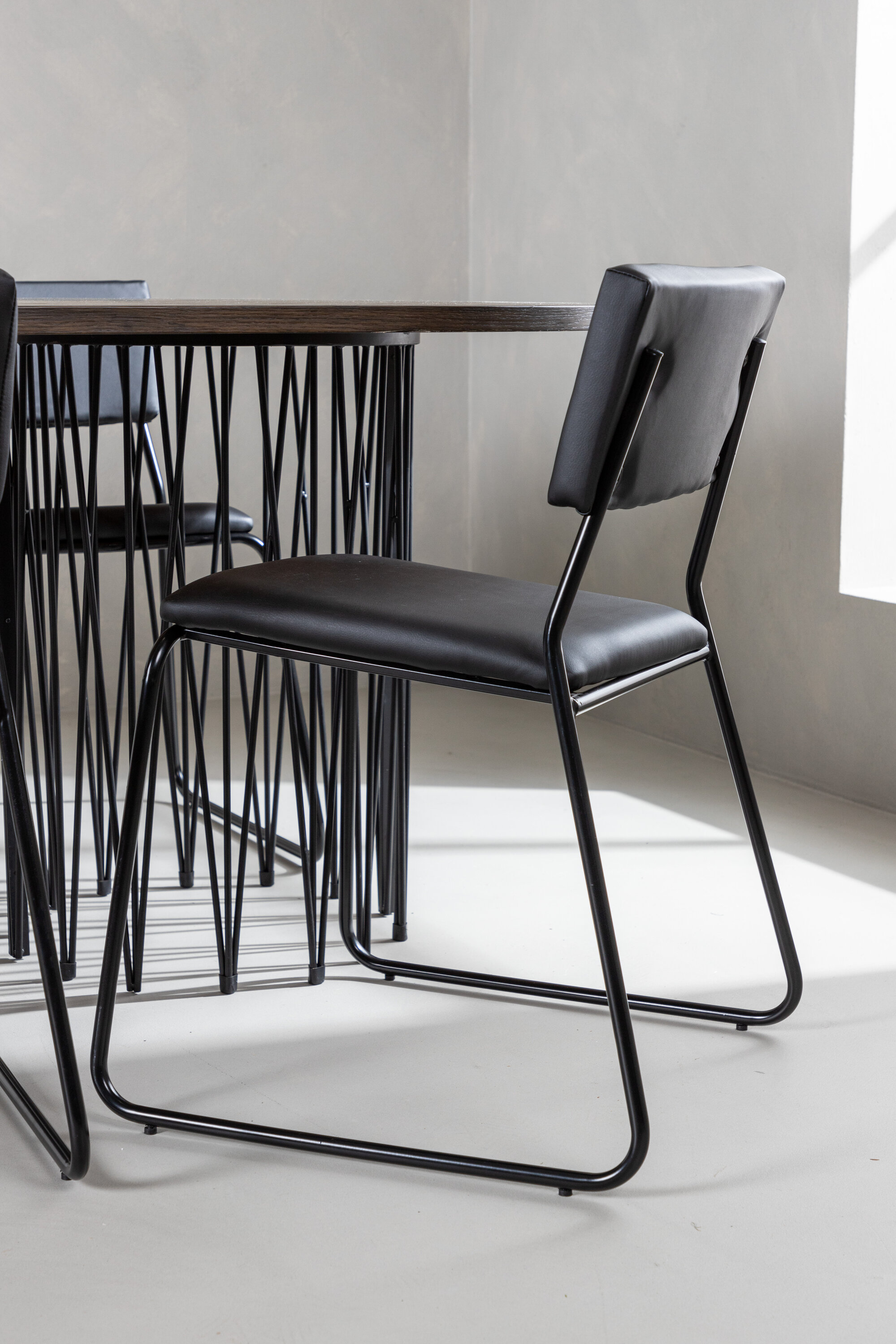 deLOHN Stone oval, Kenth Ovális étkezőgarnitúra