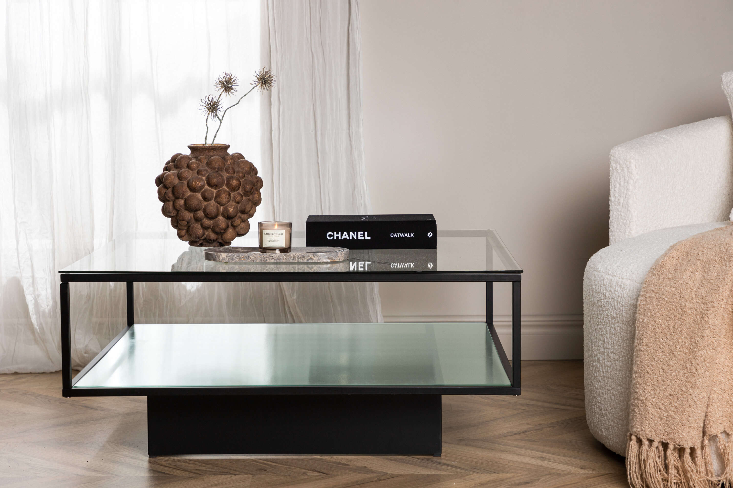 deLOHN Maglehem Dohányzóasztal