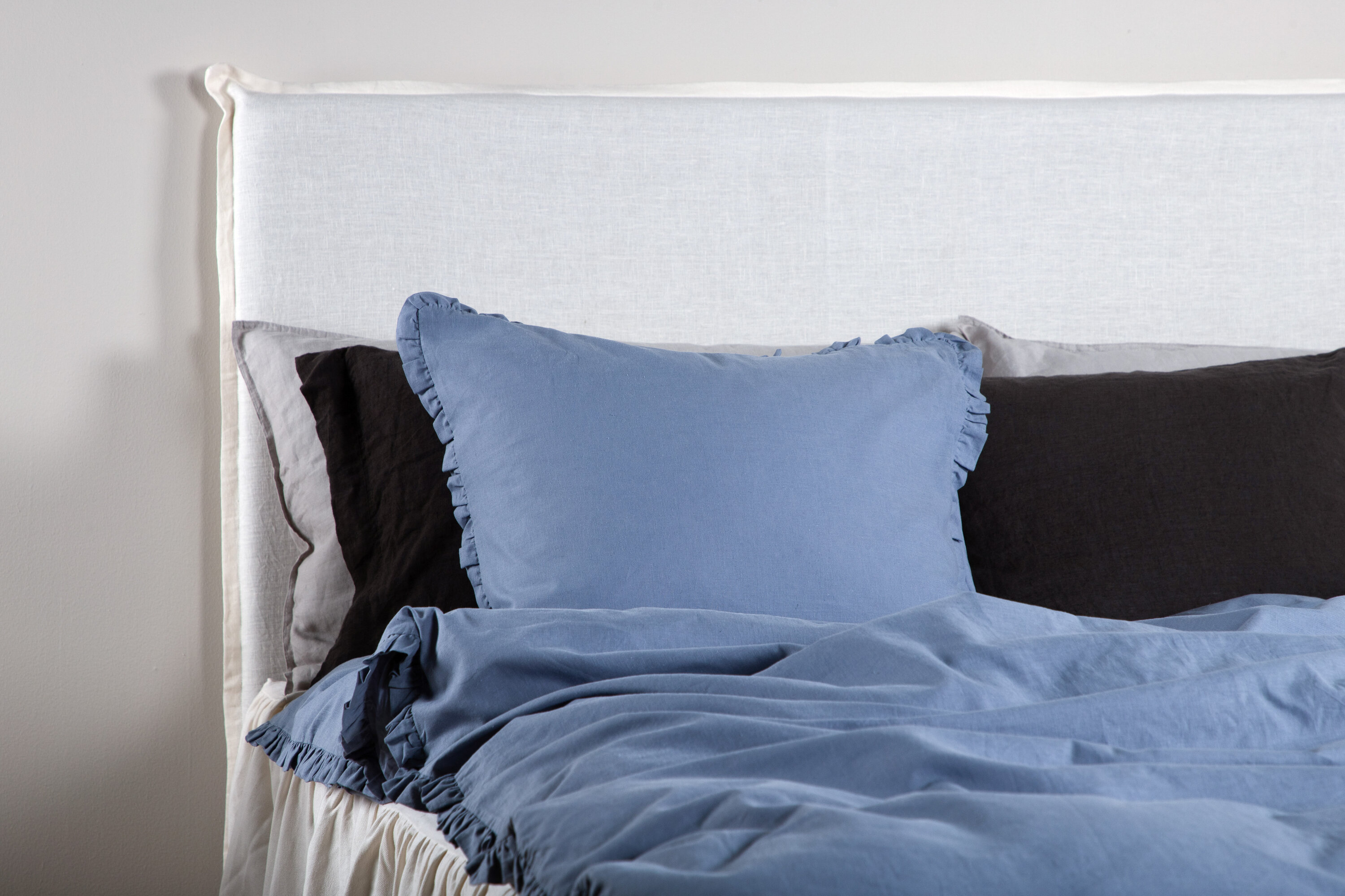 deLOHN Lias Ágynemű