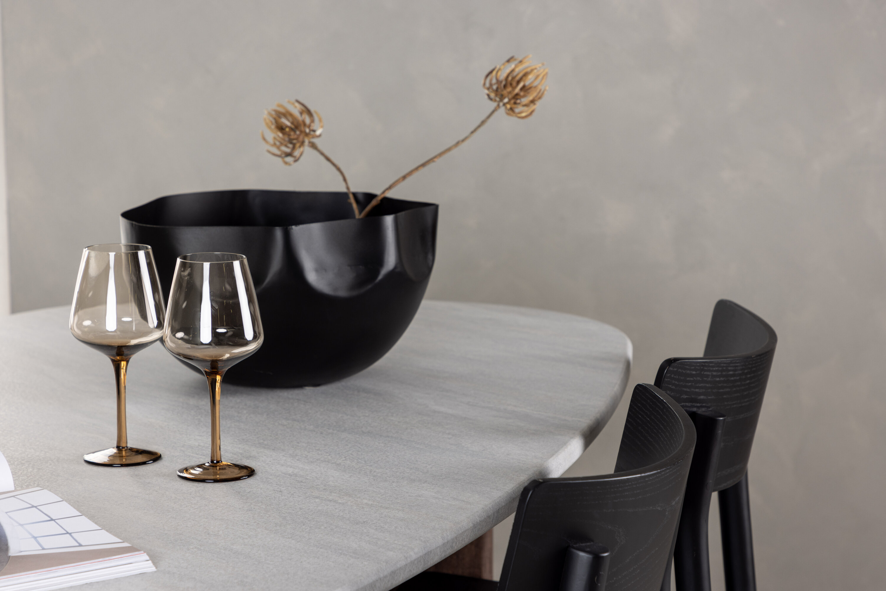 deLOHN Montros Ovális étkezőgarnitúra