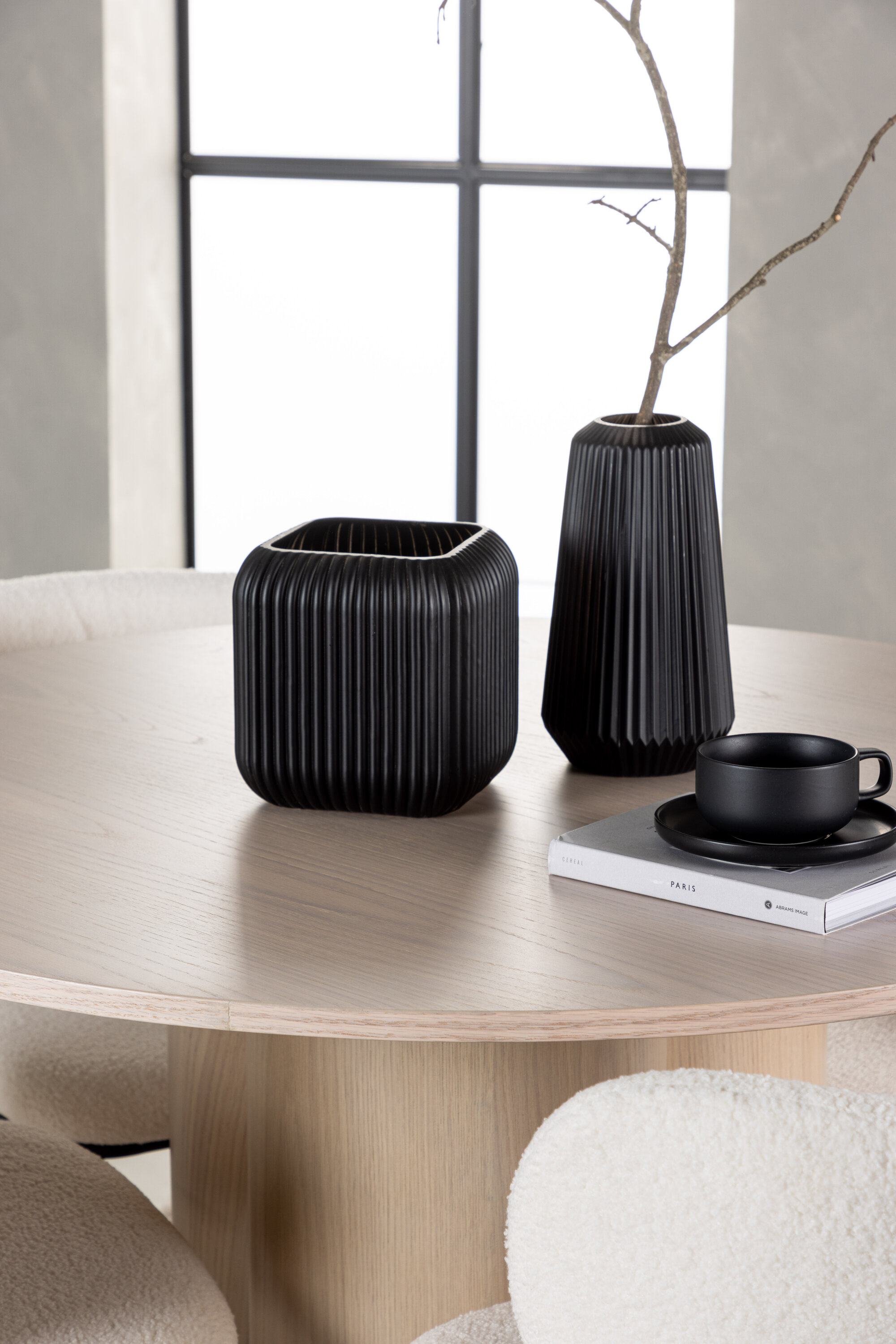 deLOHN Edina Kör alakú étkezőgarnitúra